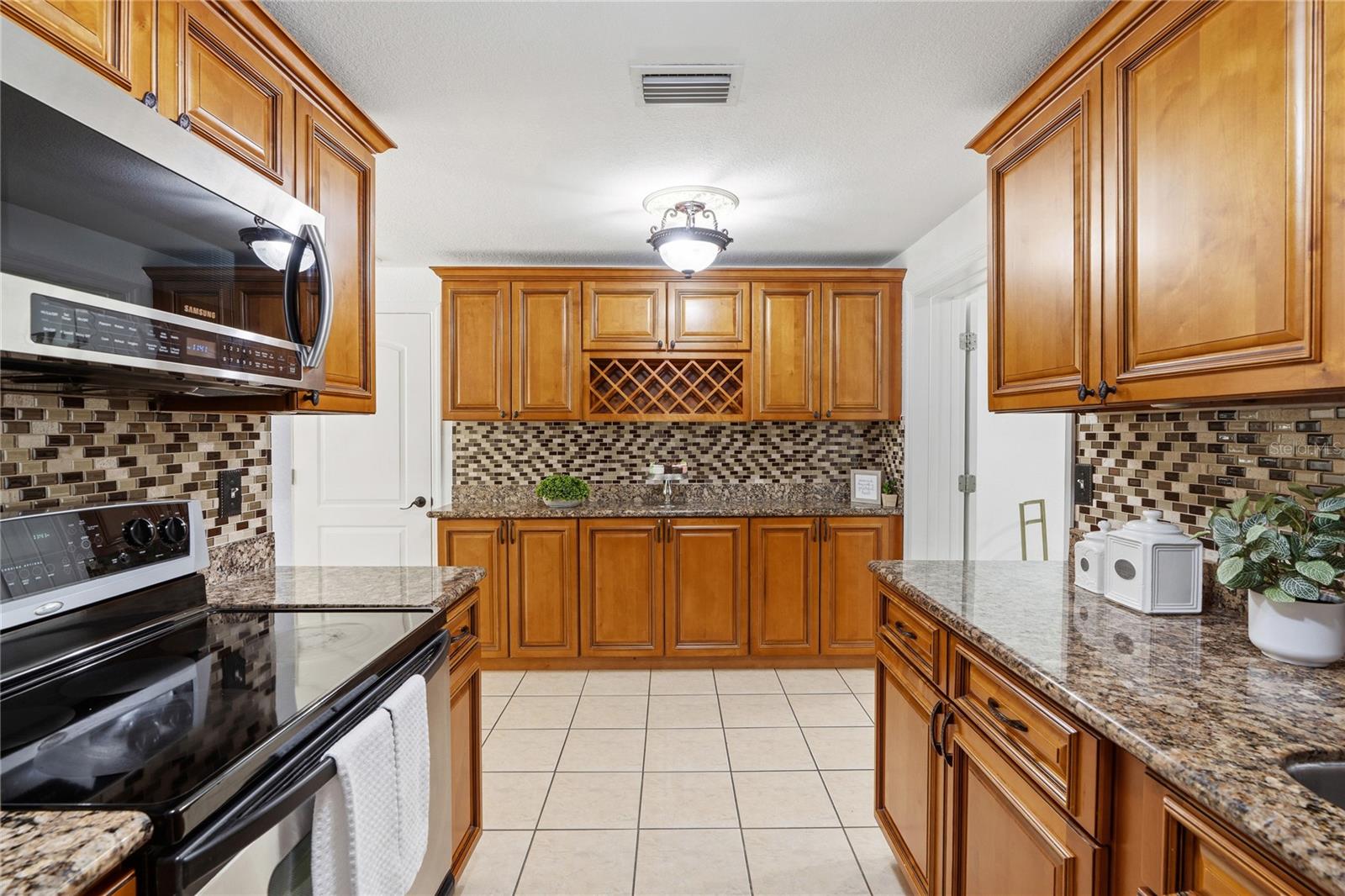 6004 W JEAN ST — photo 11