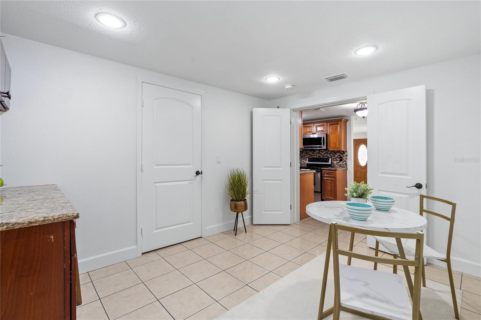 6004 W JEAN ST — photo 13