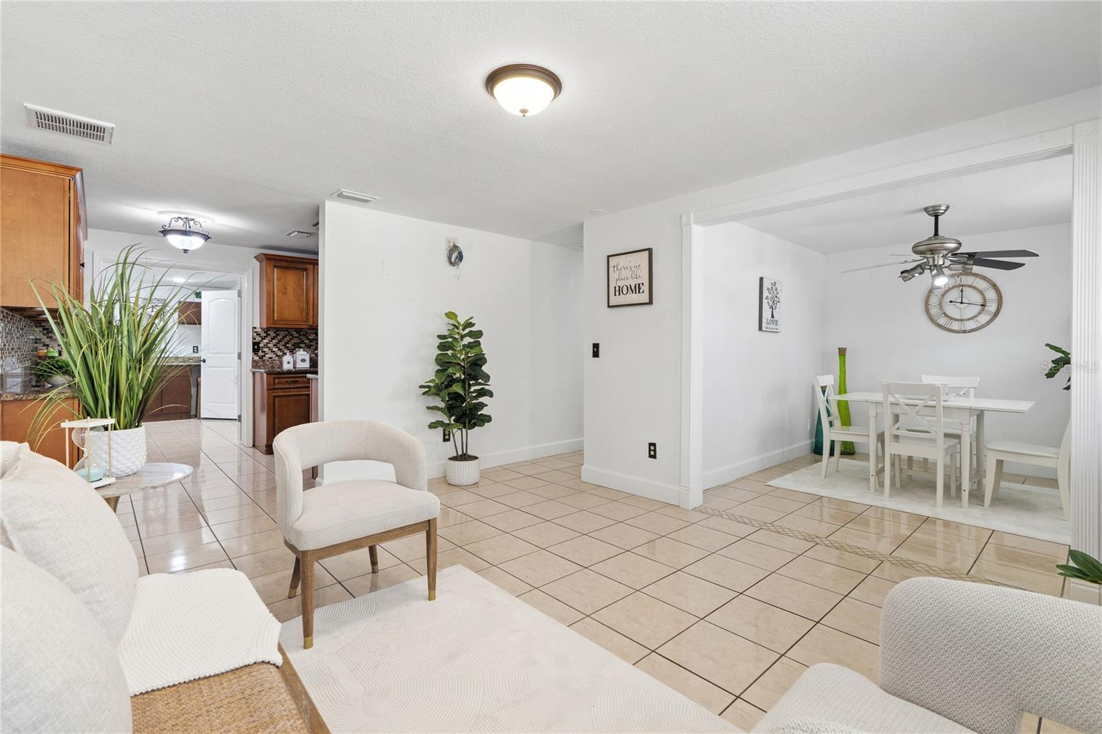 6004 W JEAN ST — photo 5