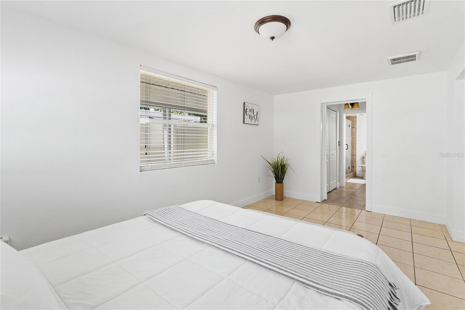 6004 W JEAN ST — photo 16