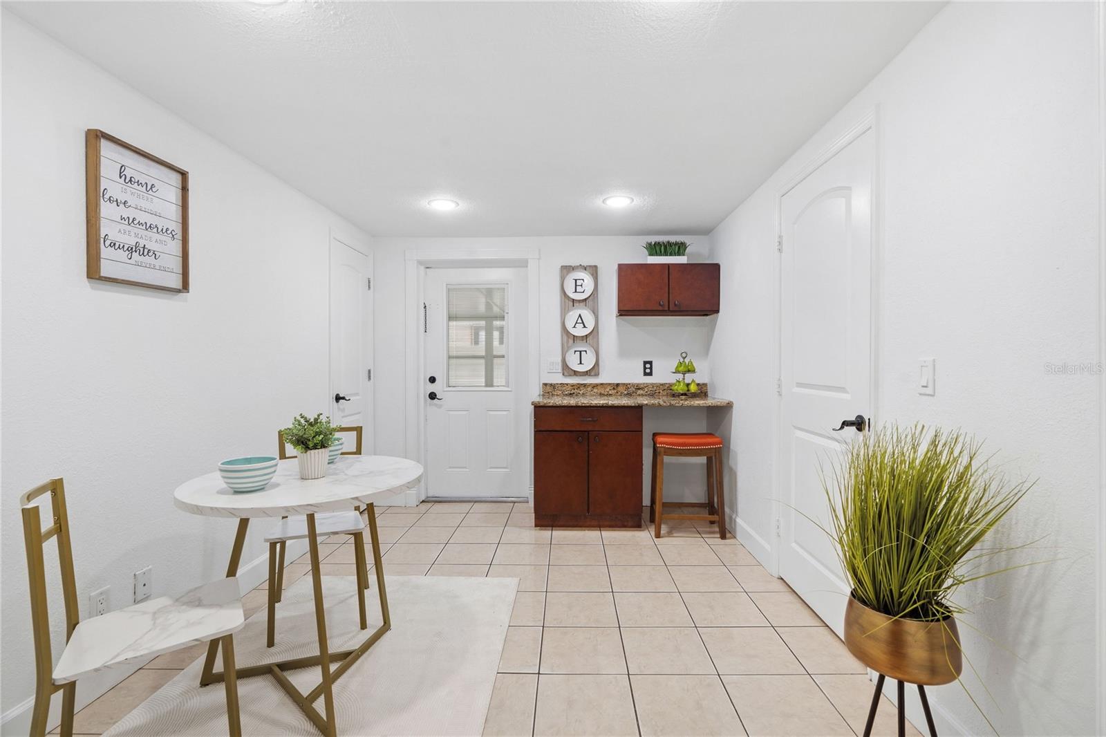 6004 W JEAN ST — photo 12