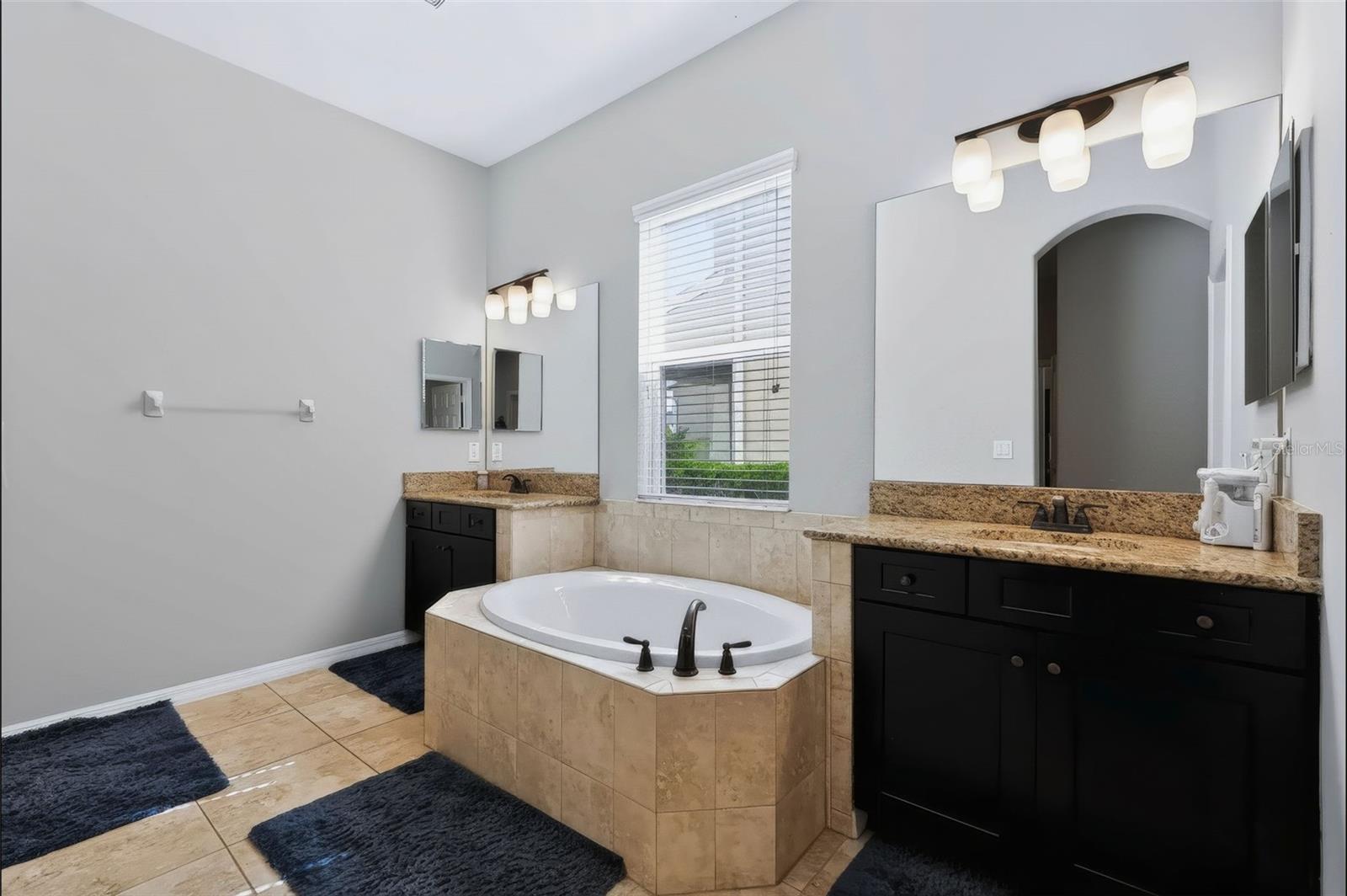 8781 BELLA VITA CIR — photo 23
