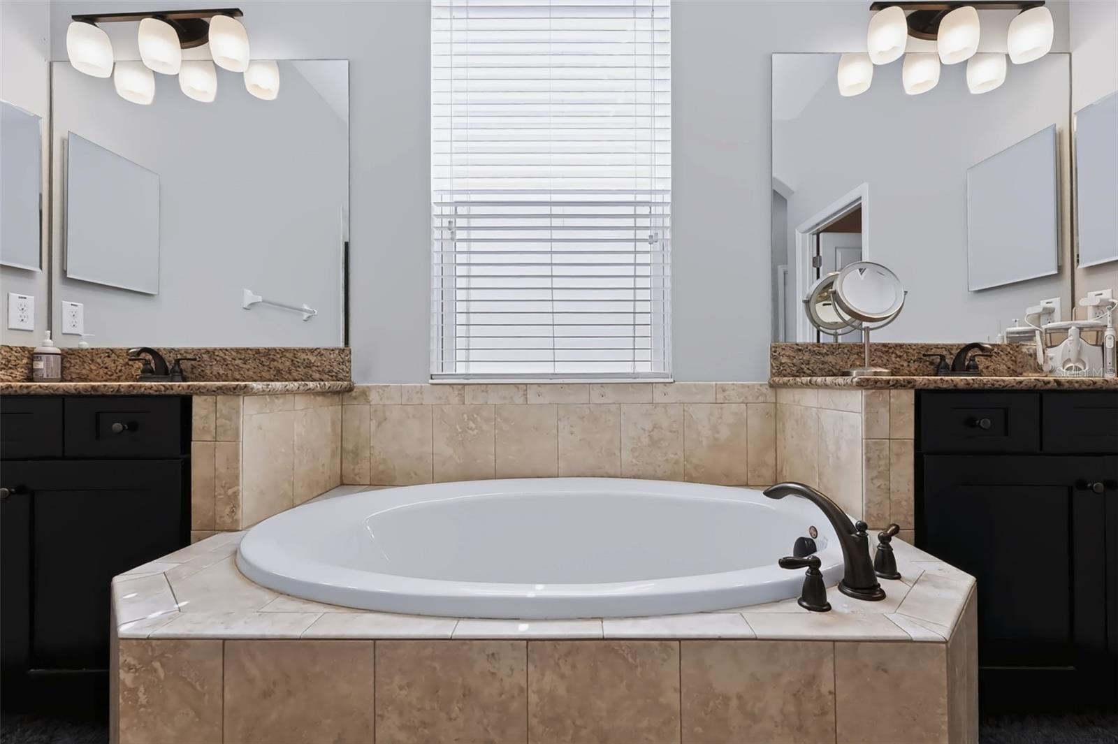 8781 BELLA VITA CIR — photo 25