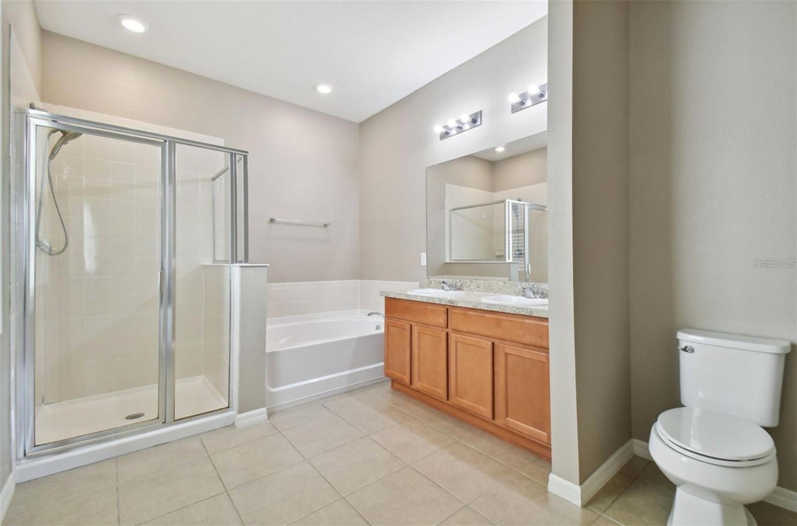 10606 LAGUNA PLAINS DR — photo 28