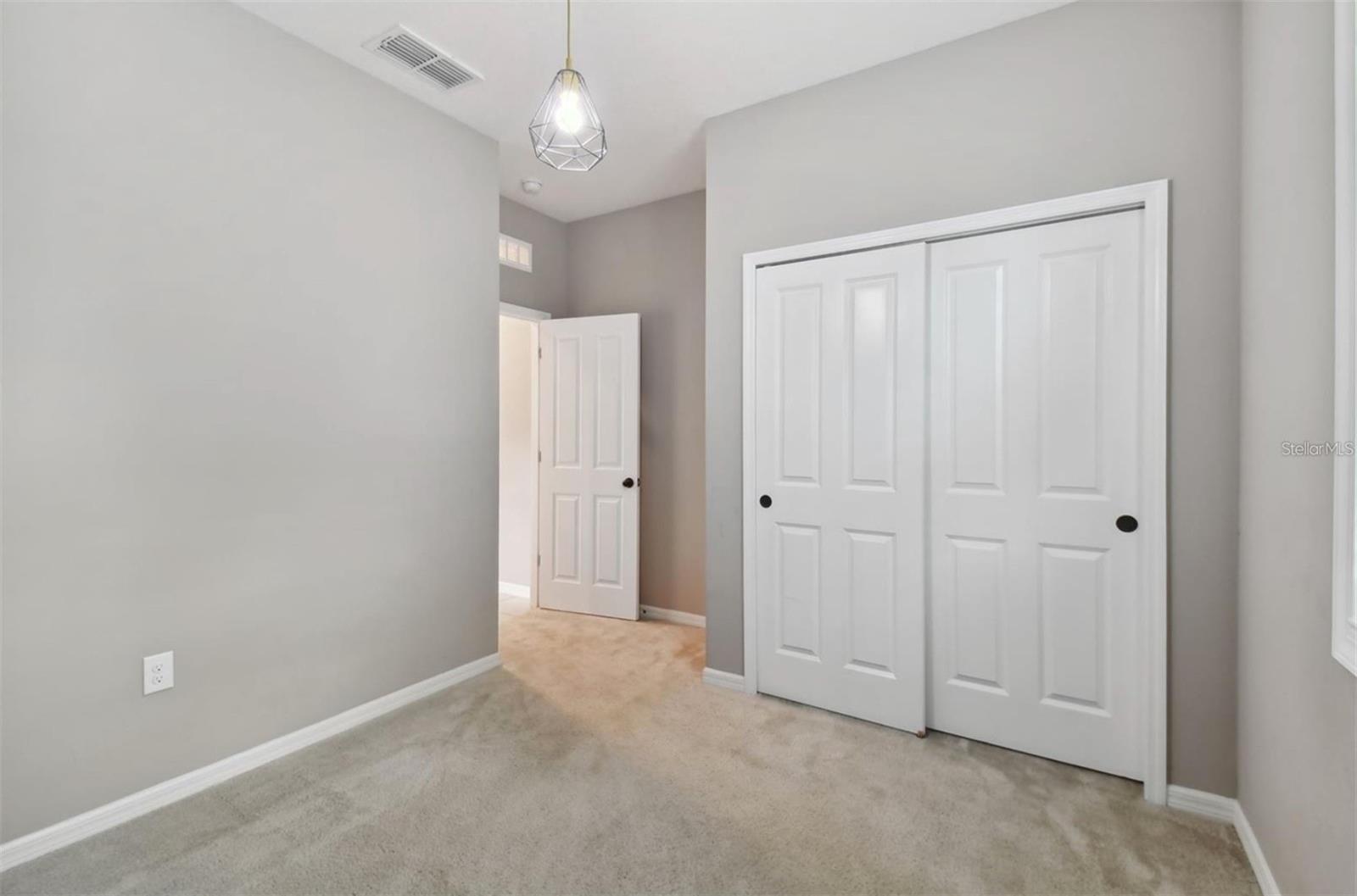 10606 LAGUNA PLAINS DR — photo 8