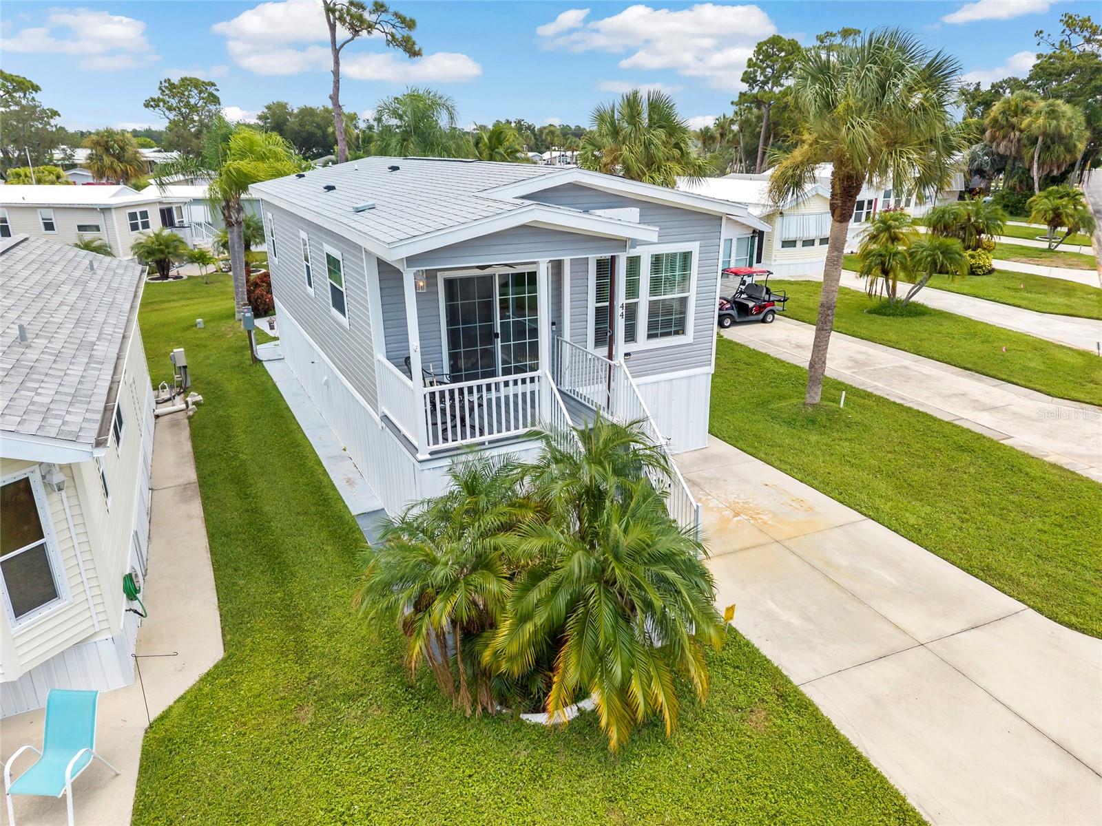 44 CROWN POINT DR — photo 4