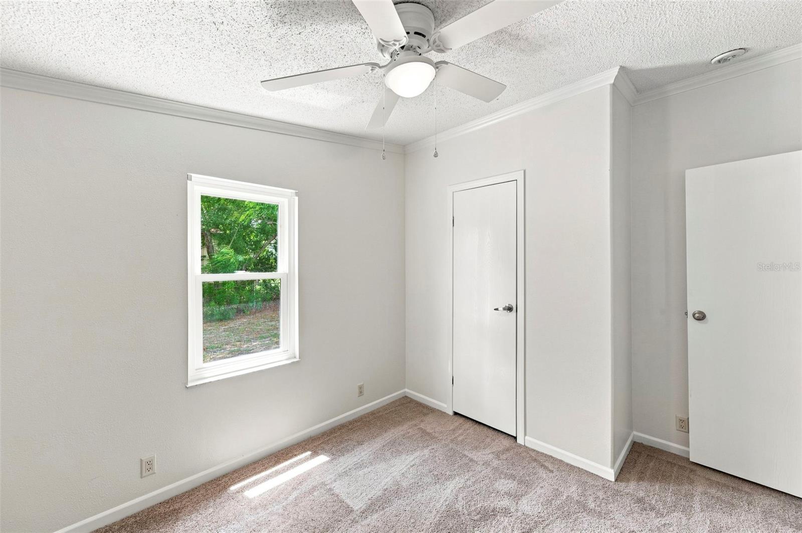 16303 TOMAHAWK ST — photo 29