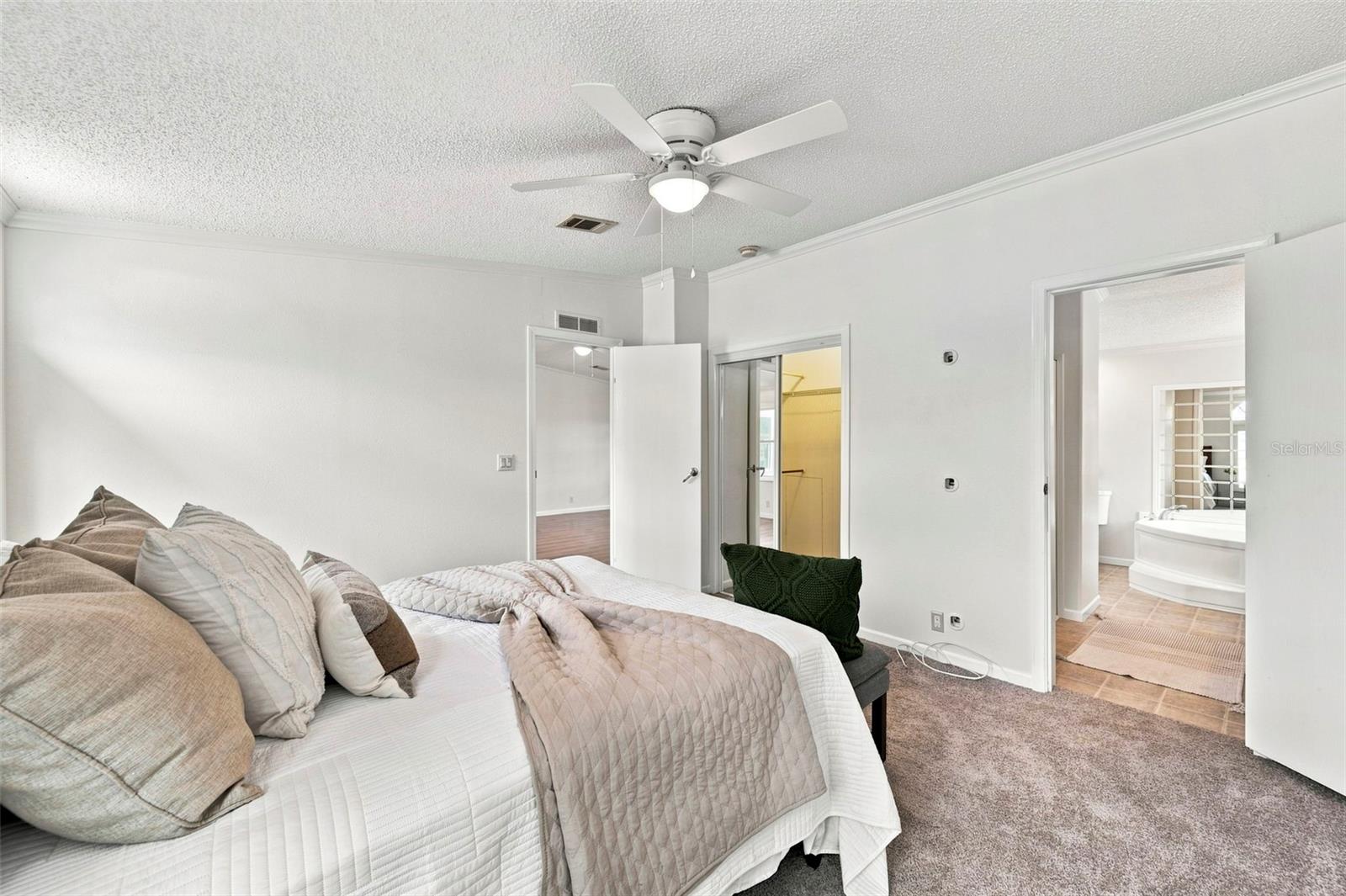 16303 TOMAHAWK ST — photo 23