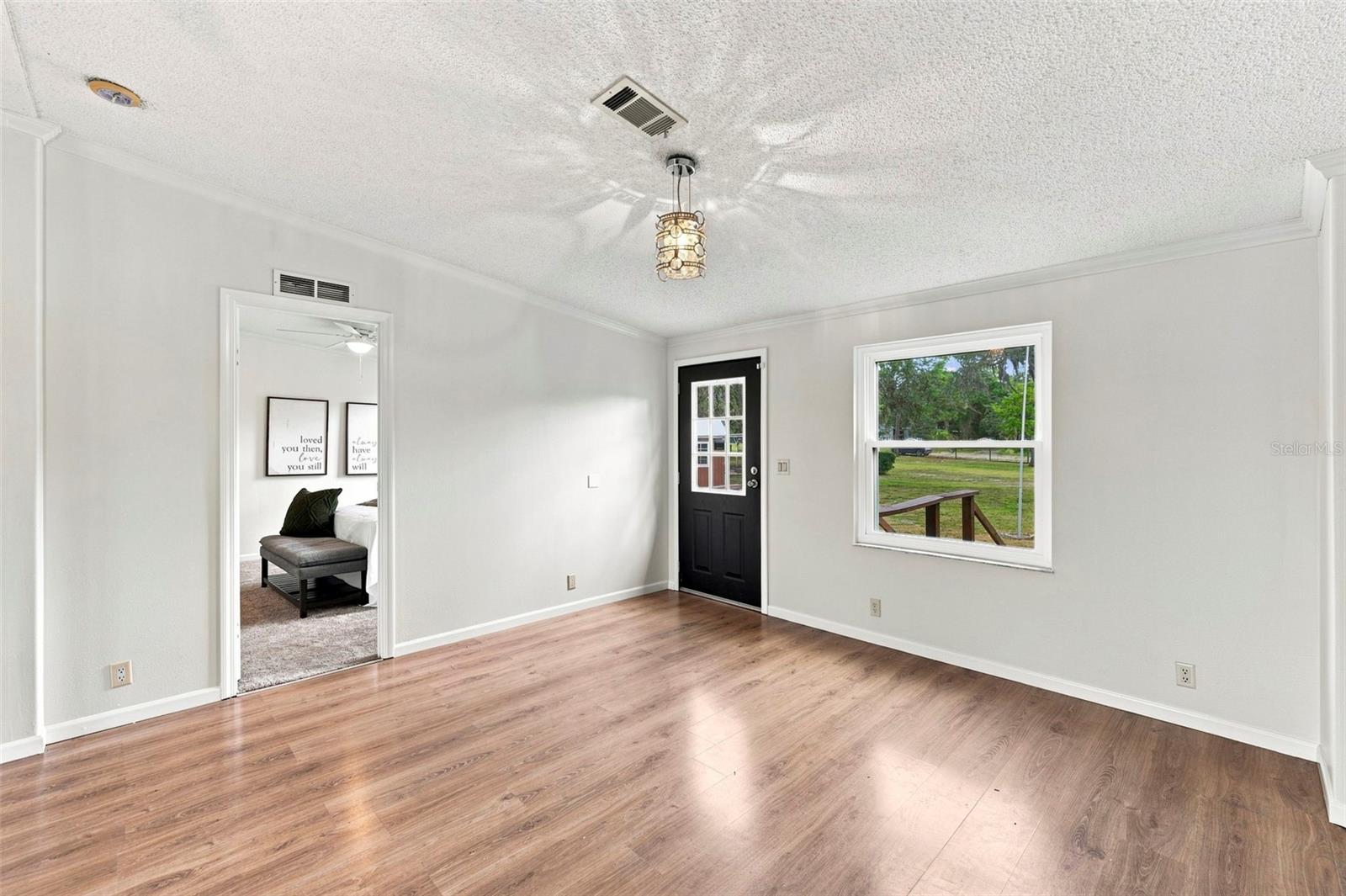 16303 TOMAHAWK ST — photo 11