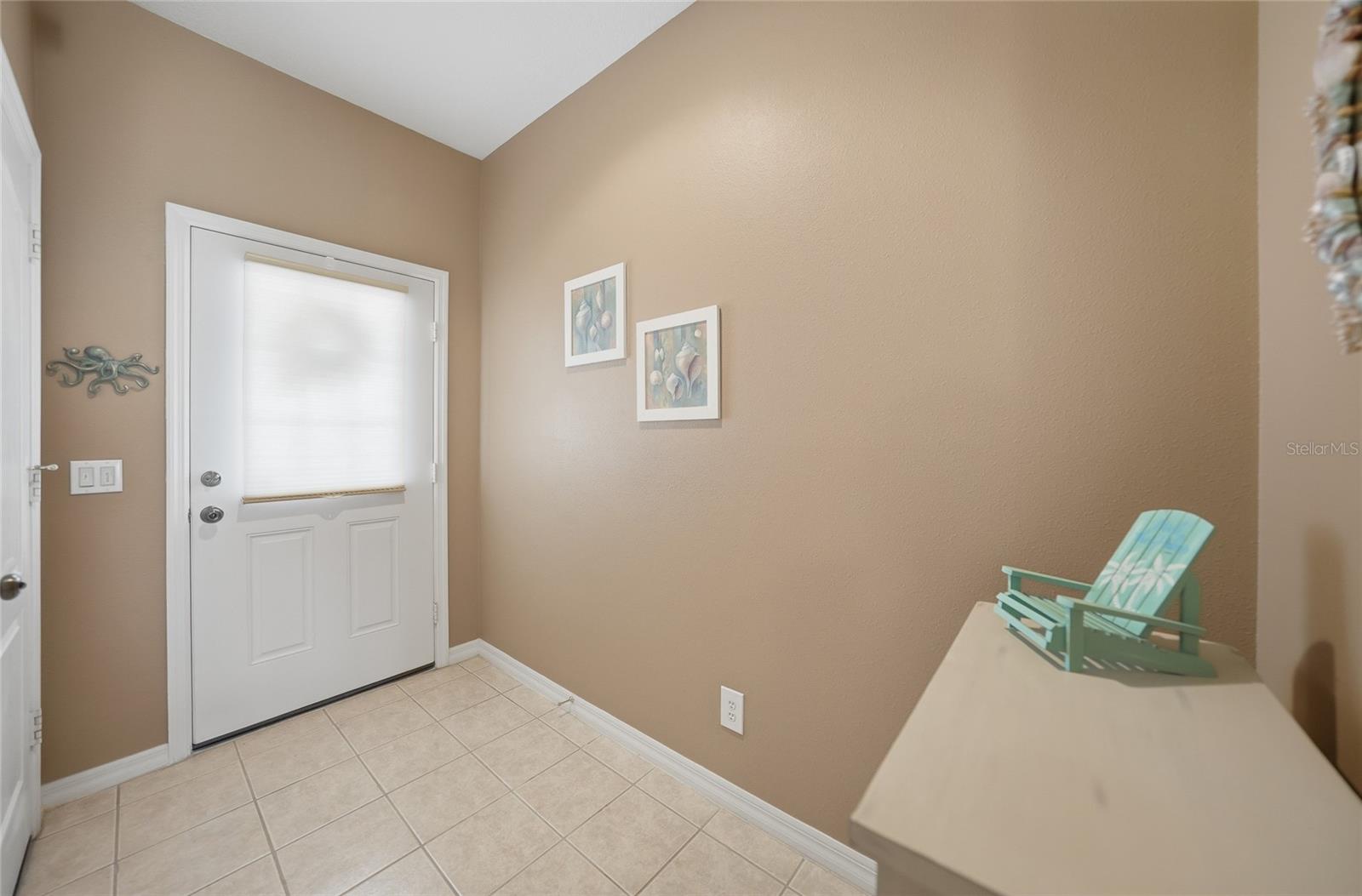 2330 FELICITY PL — photo 4