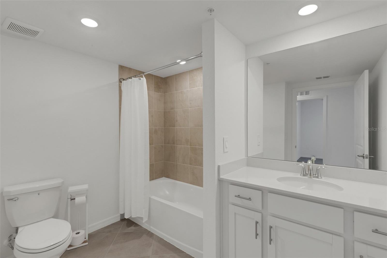 5624 SUMMIT POINTE CIR #104 — photo 28