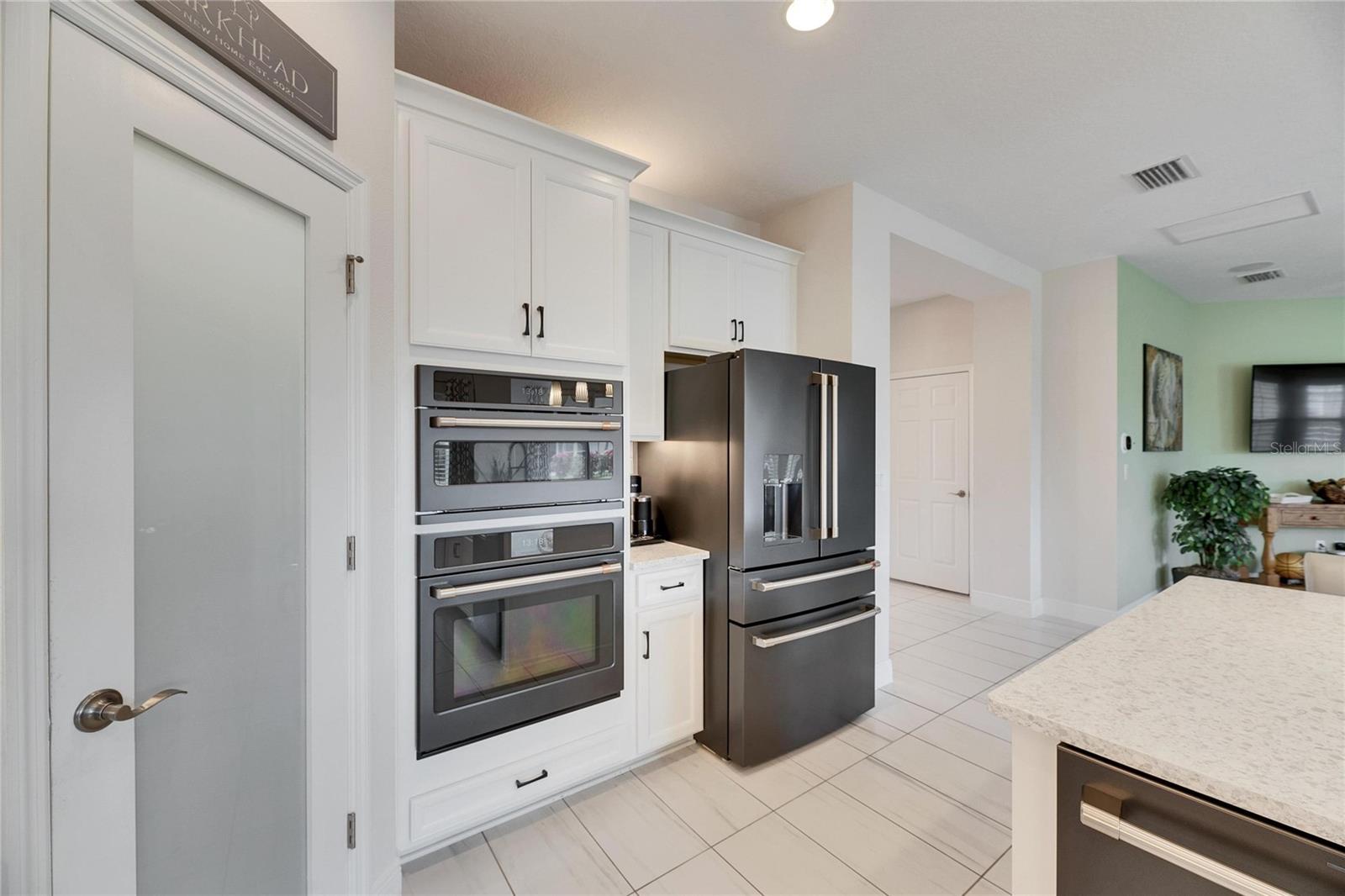 7528 PARADISO DR — photo 8