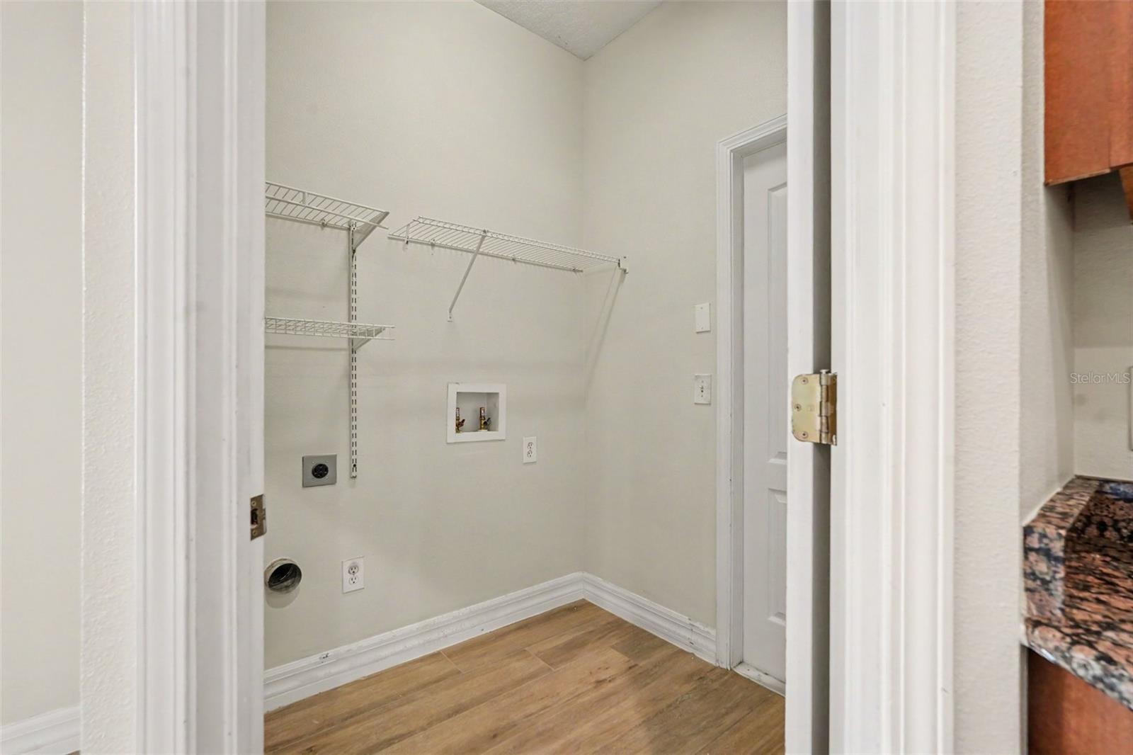 453 WESTCHESTER HILLS LN — photo 16