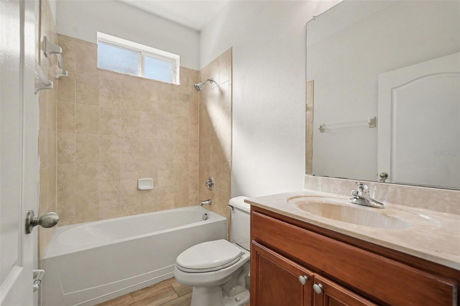 453 WESTCHESTER HILLS LN — photo 15