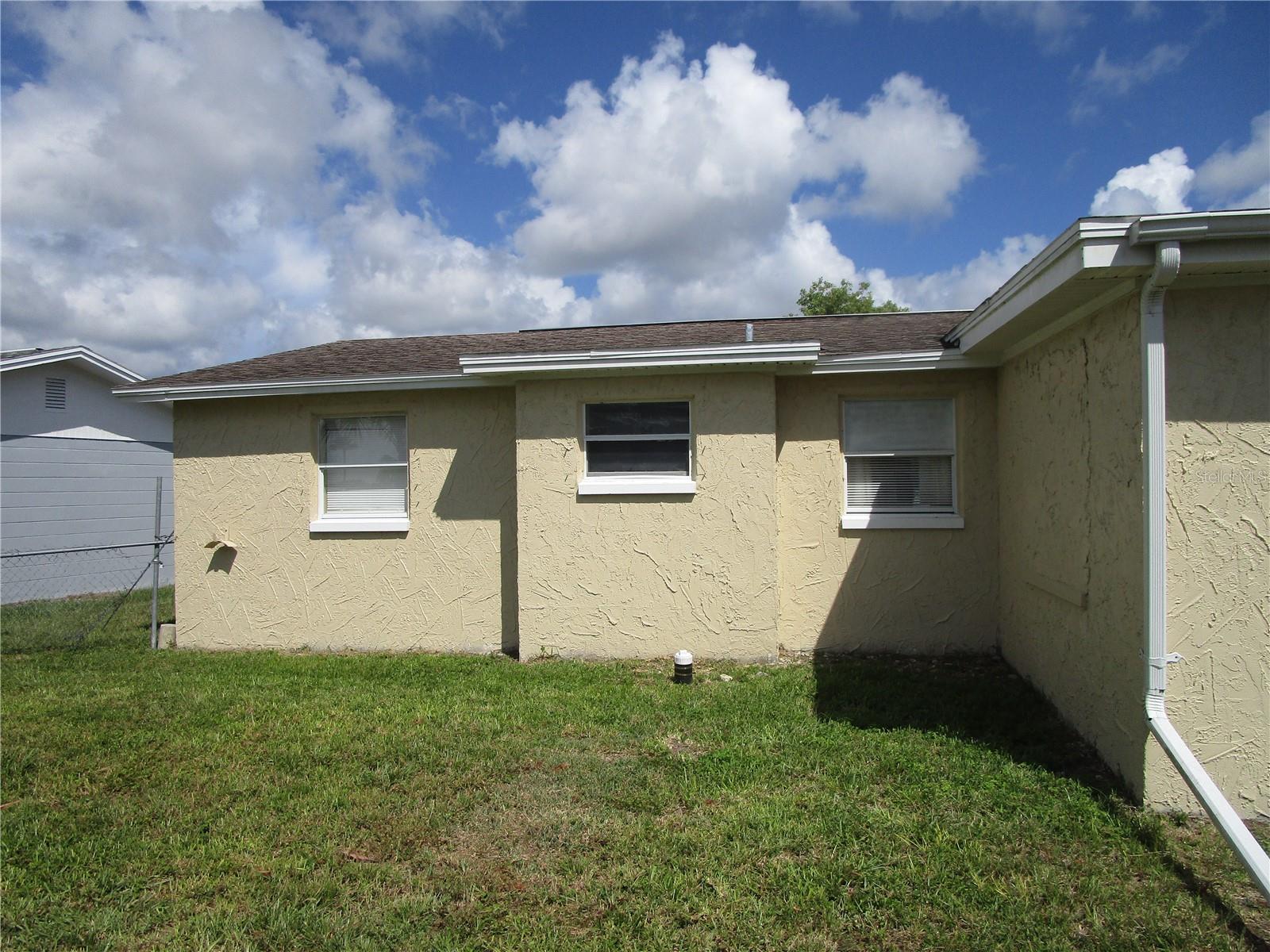 10801 FILLMORE AVE — photo 34