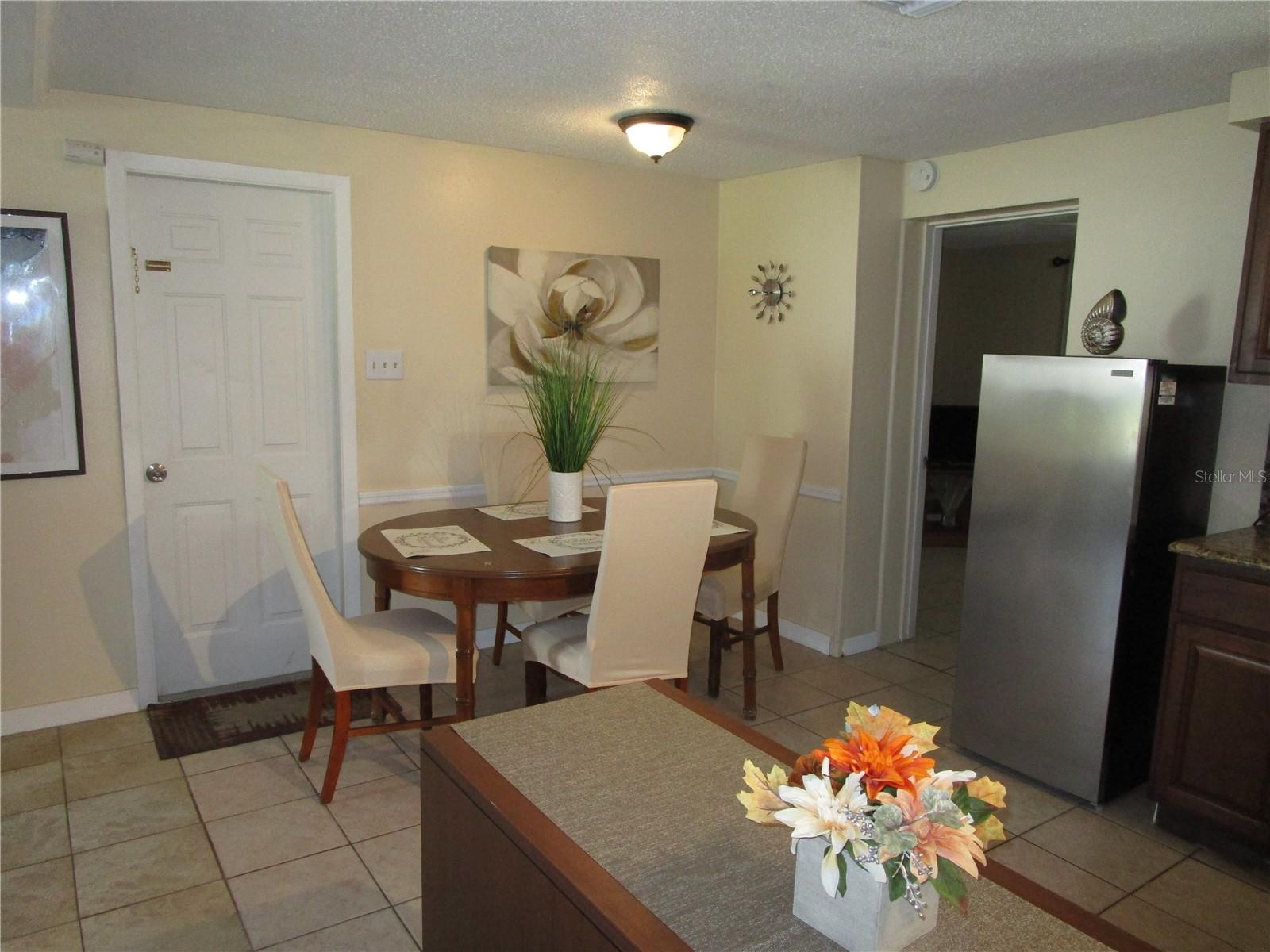 10801 FILLMORE AVE — photo 7