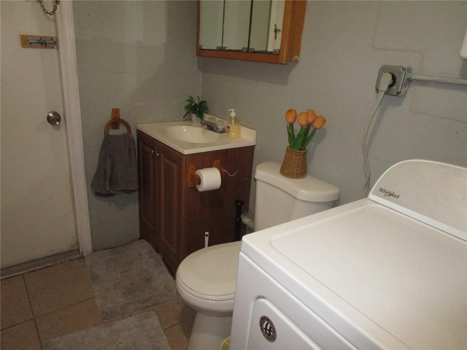 10801 FILLMORE AVE — photo 27