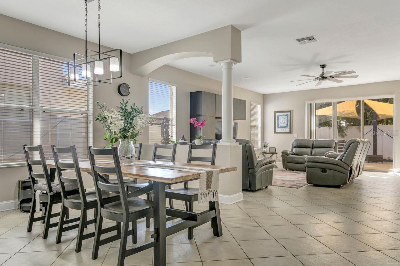 501 STONE BRIAR DR — photo 13