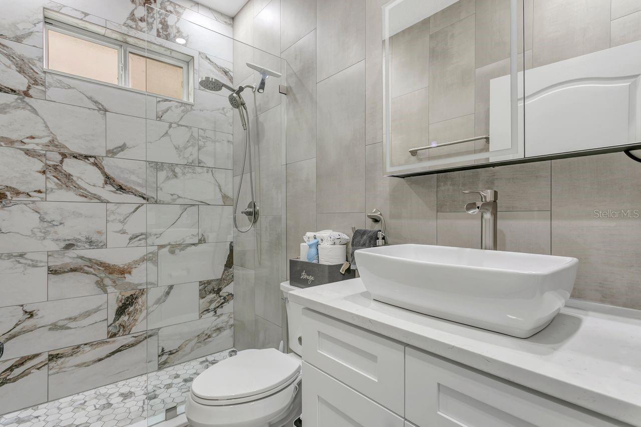 501 STONE BRIAR DR — photo 24