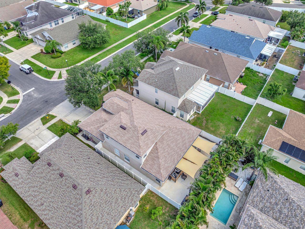 501 STONE BRIAR DR — photo 17