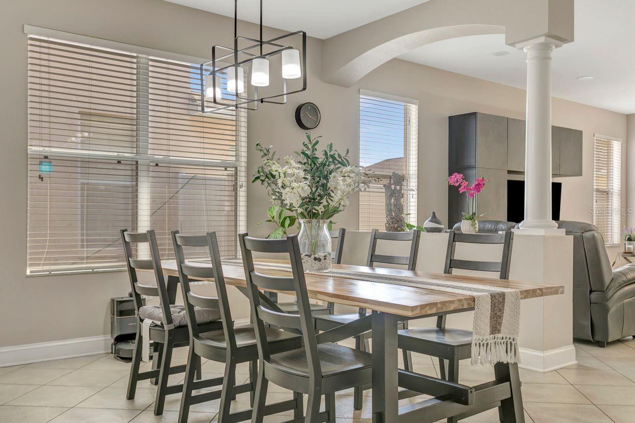 501 STONE BRIAR DR — photo 14