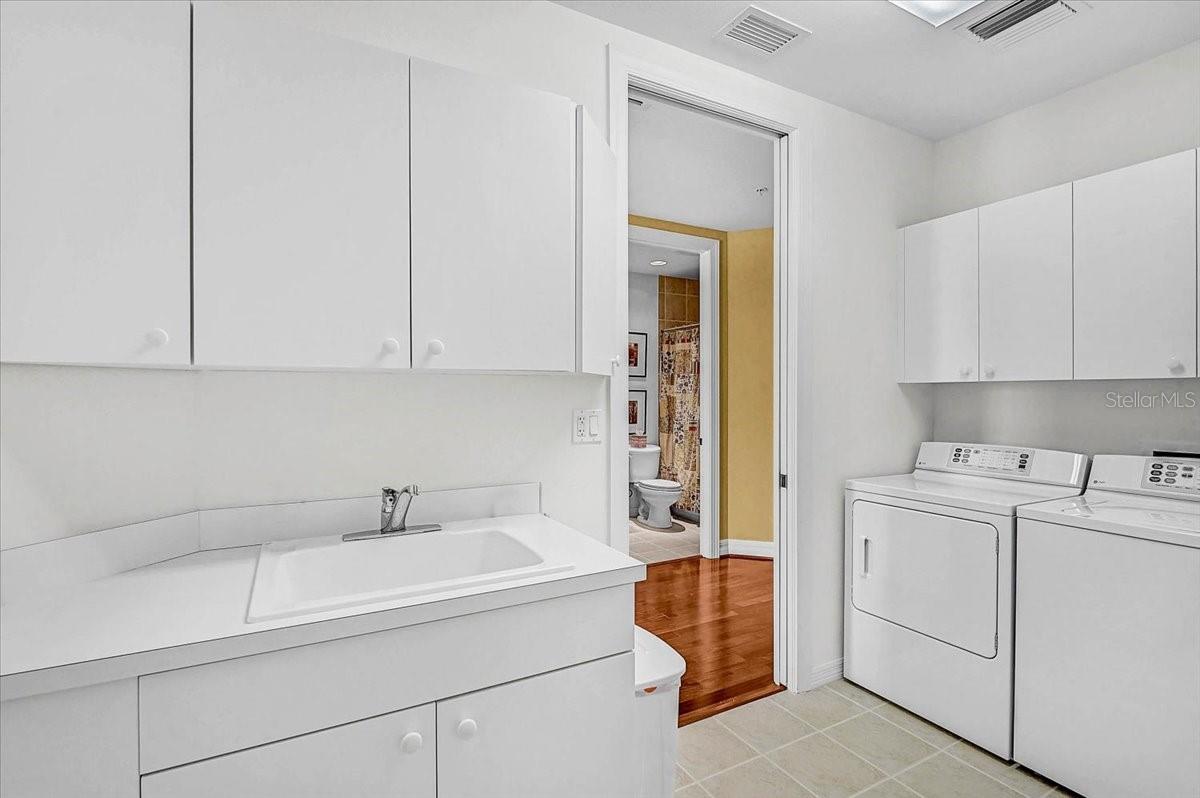 409 N POINT RD #803 — photo 31