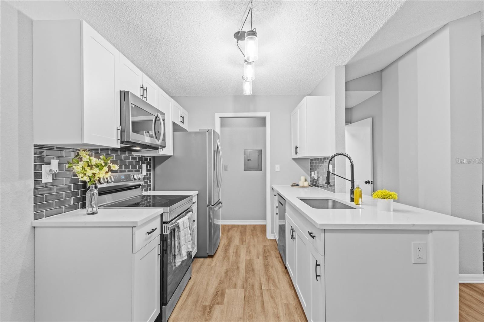 10265 GANDY BLVD N #1406 — photo 3