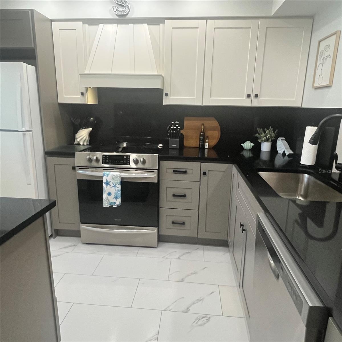 995 LAGUNA DR #506 — photo 28