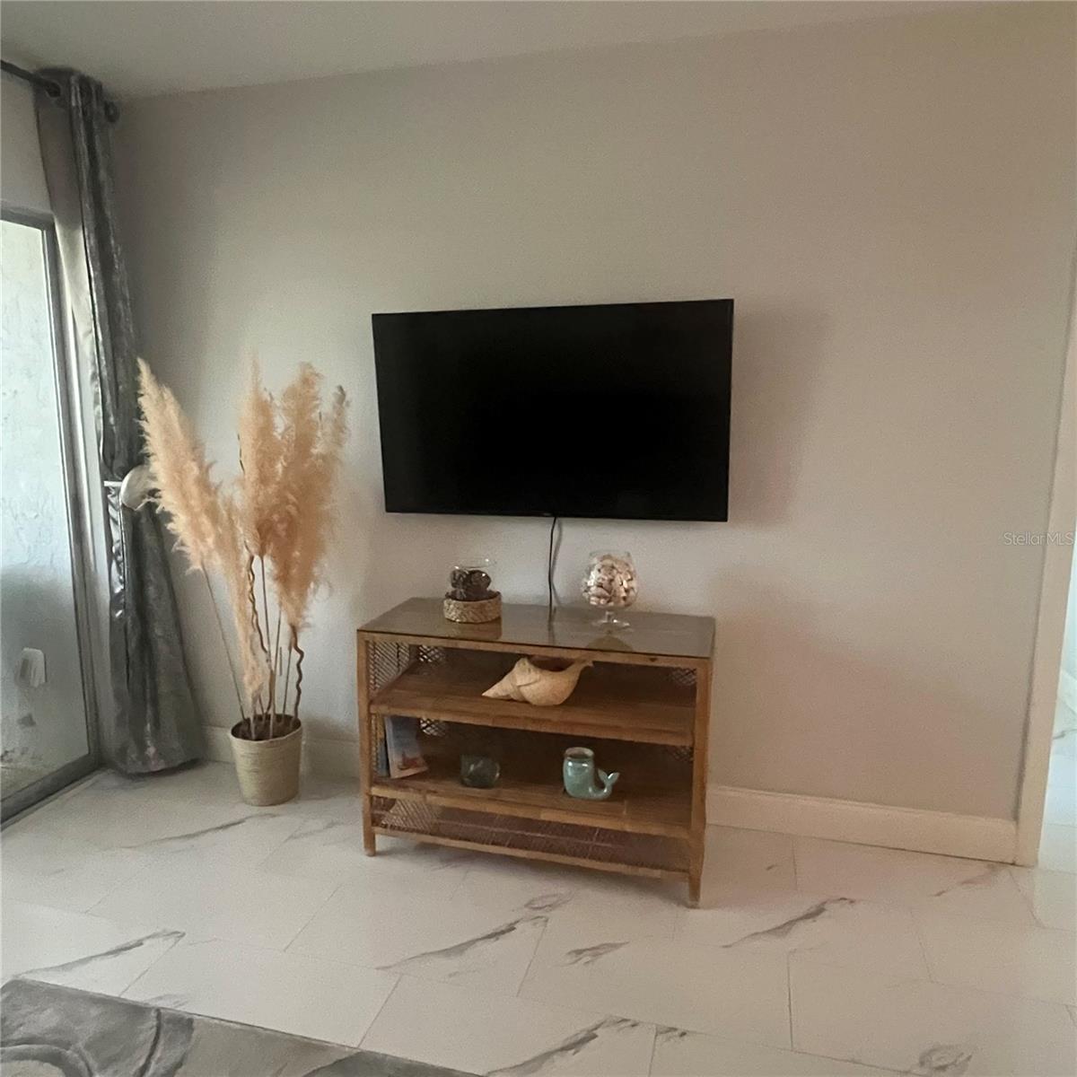 995 LAGUNA DR #506 — photo 37