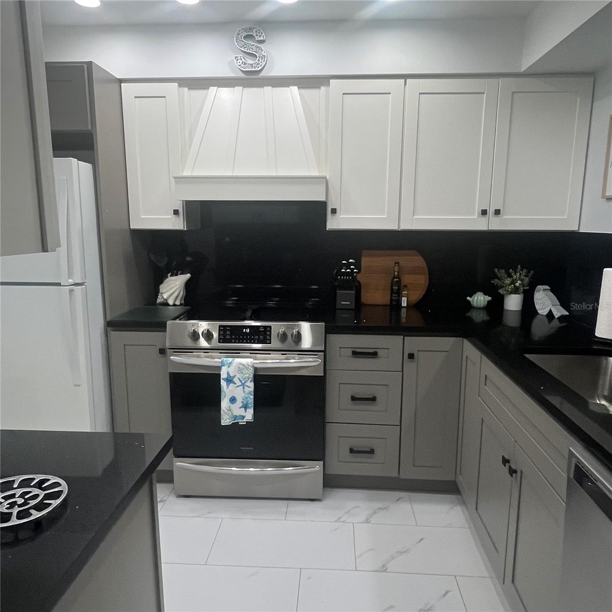 995 LAGUNA DR #506 — photo 40