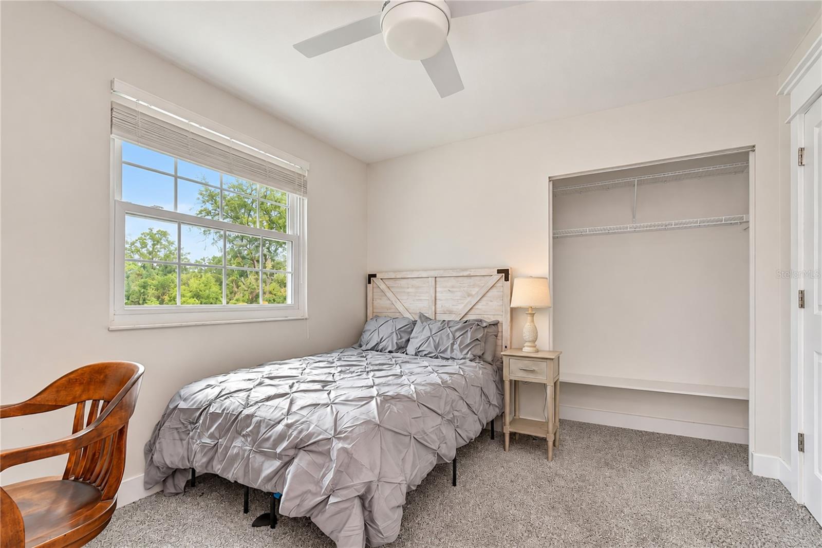 901 WOODVIEW DR — photo 27