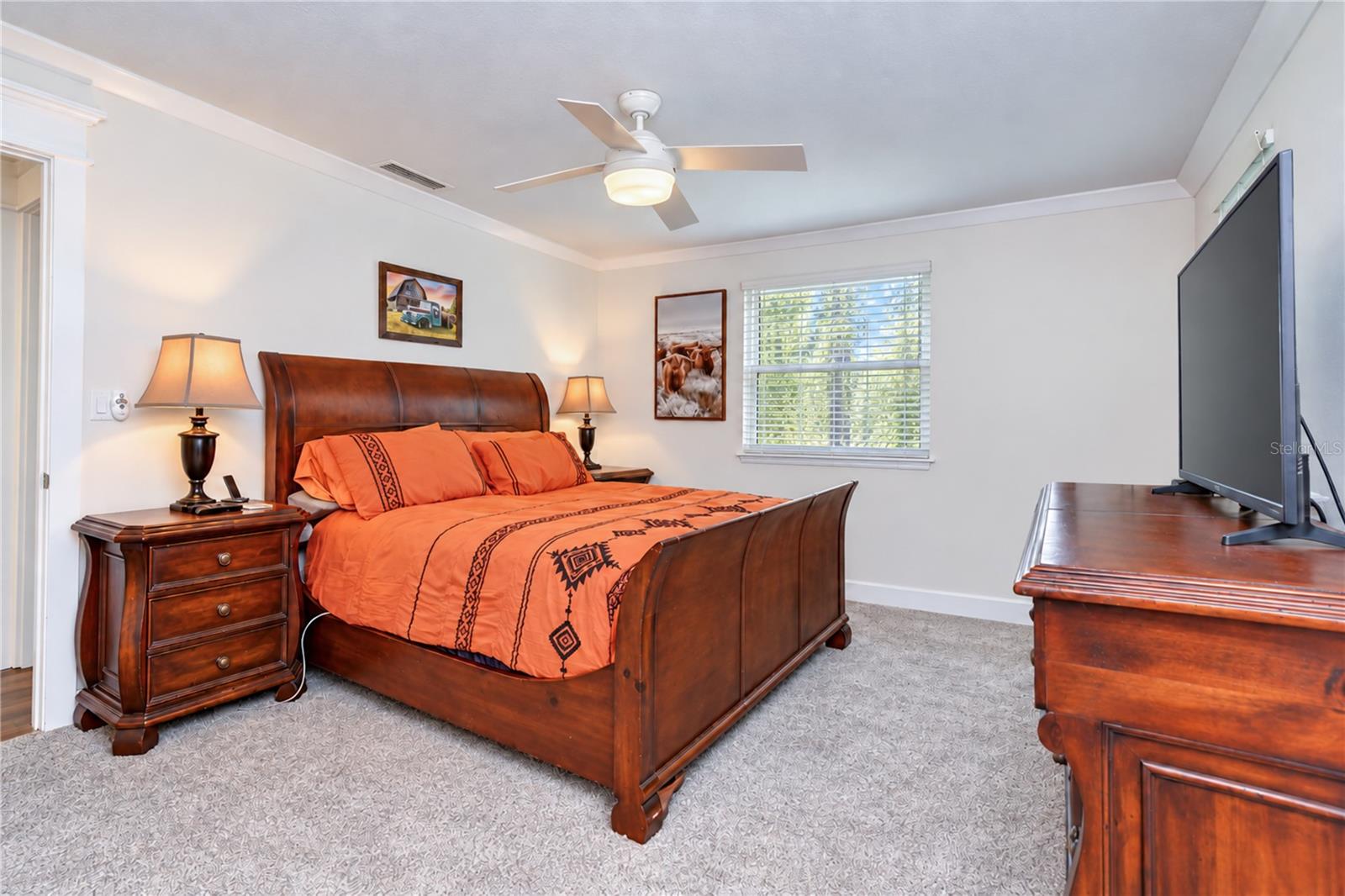 901 WOODVIEW DR — photo 19