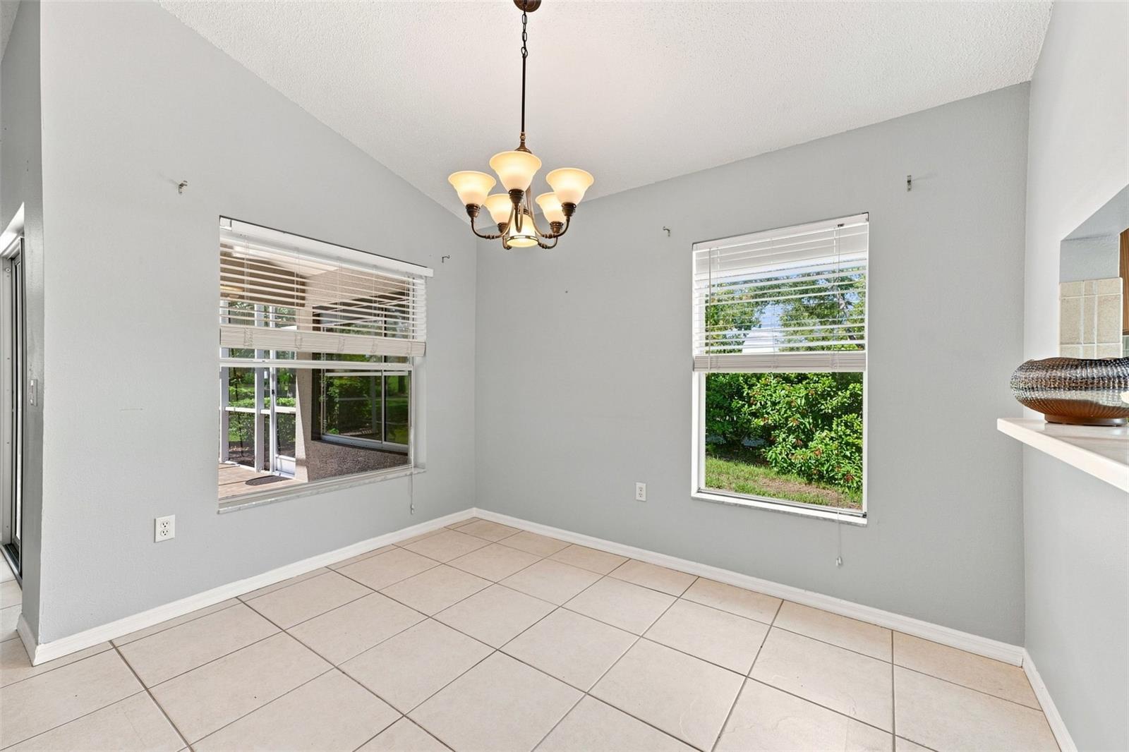 18420 FAIRWAY GREEN DR — photo 10