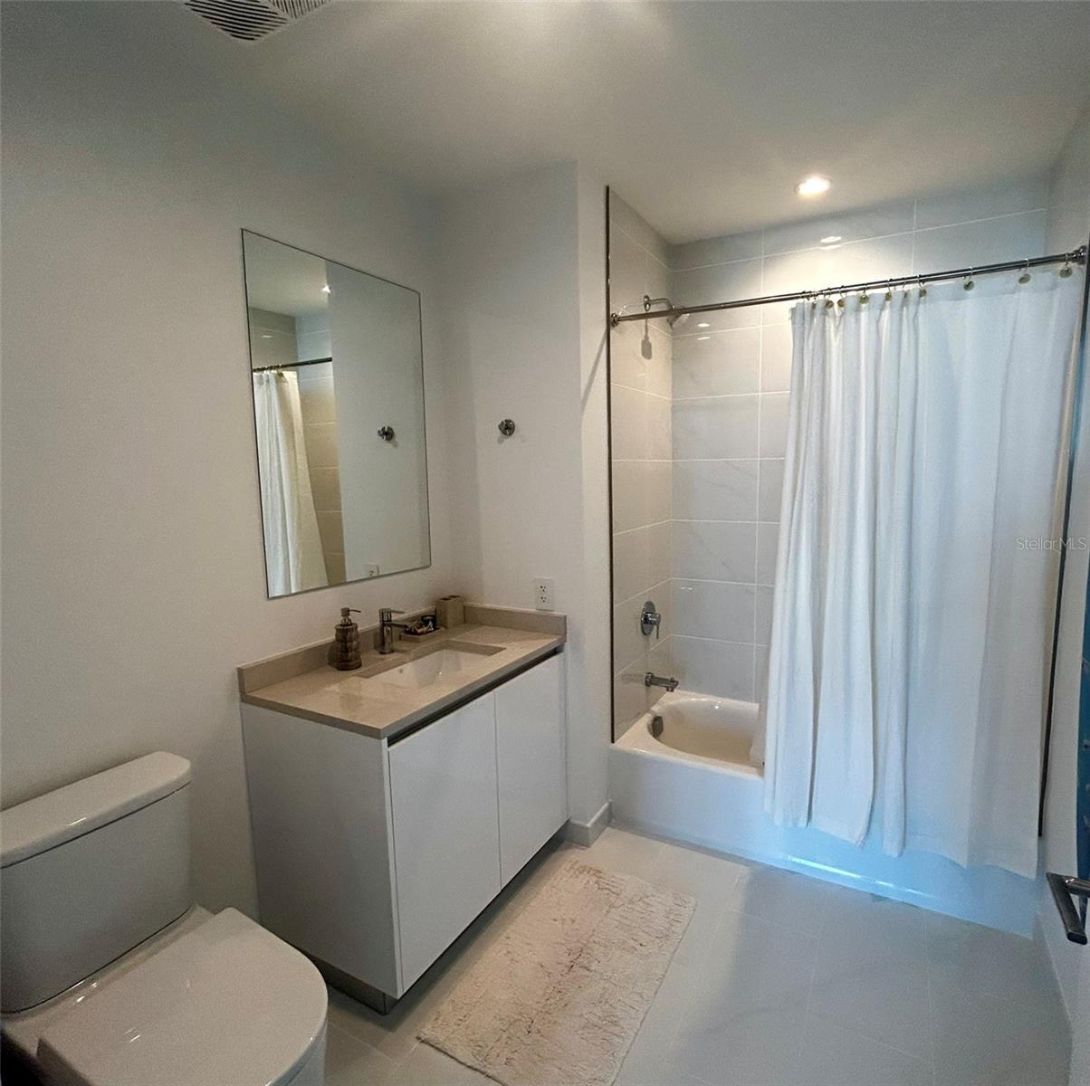 400 CENTRAL AVE #1904 — photo 19