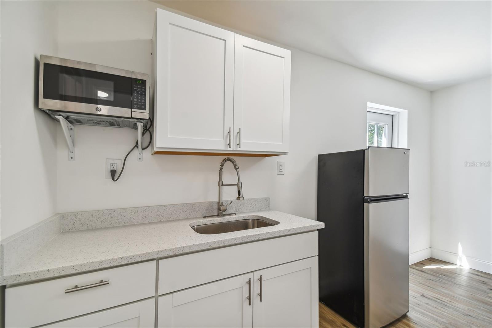 1406 E 21ST AVE — photo 21