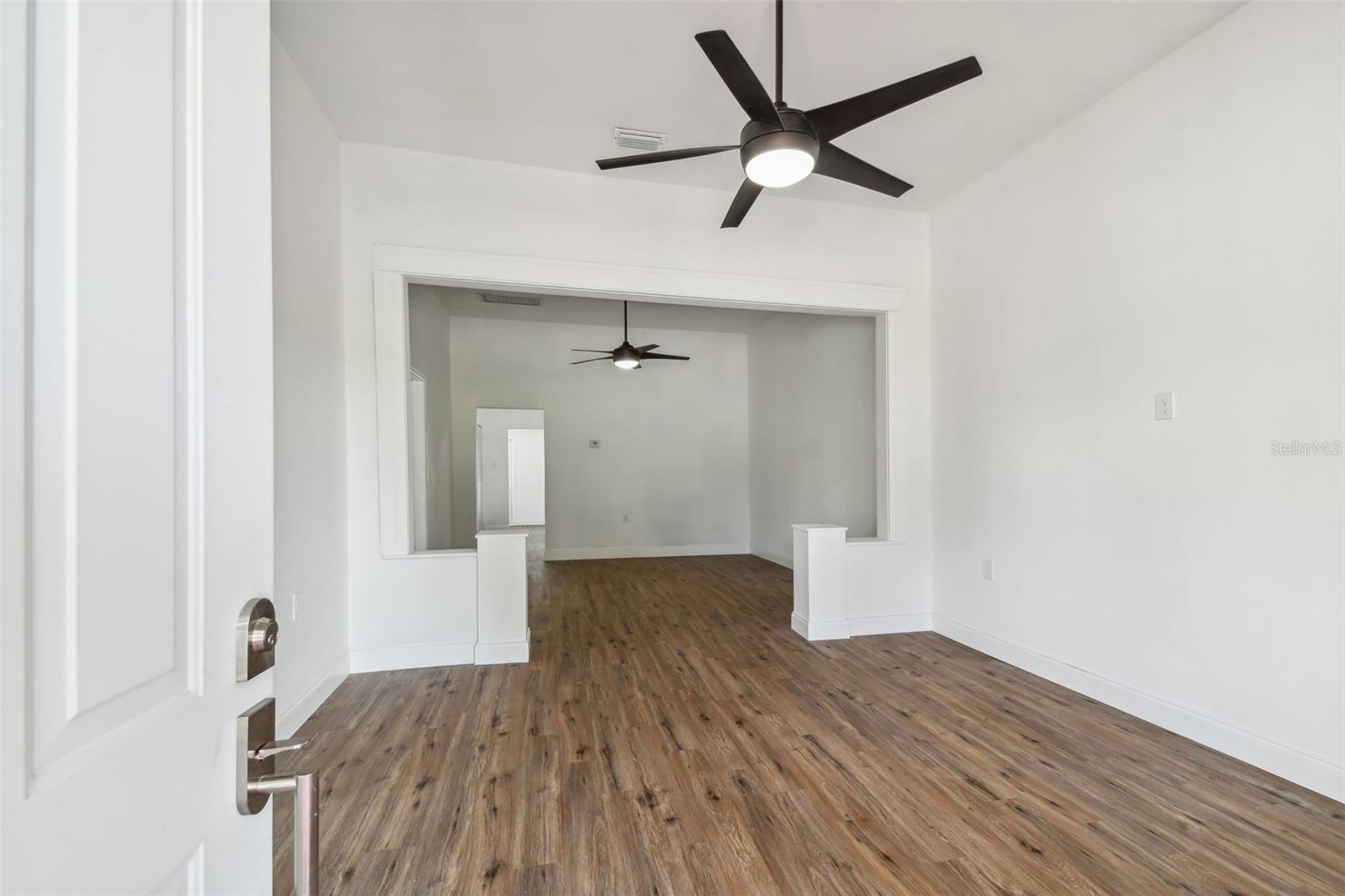 1406 E 21ST AVE — photo 4