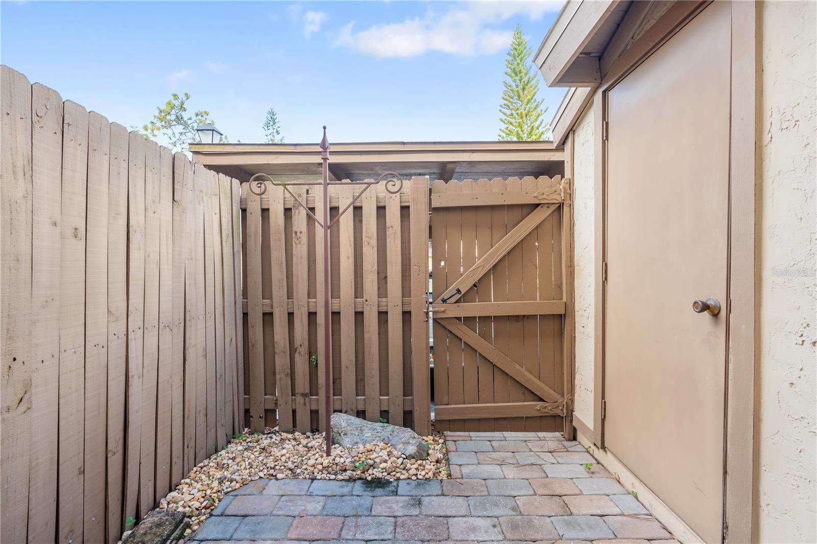 903 BUCK CT — photo 11