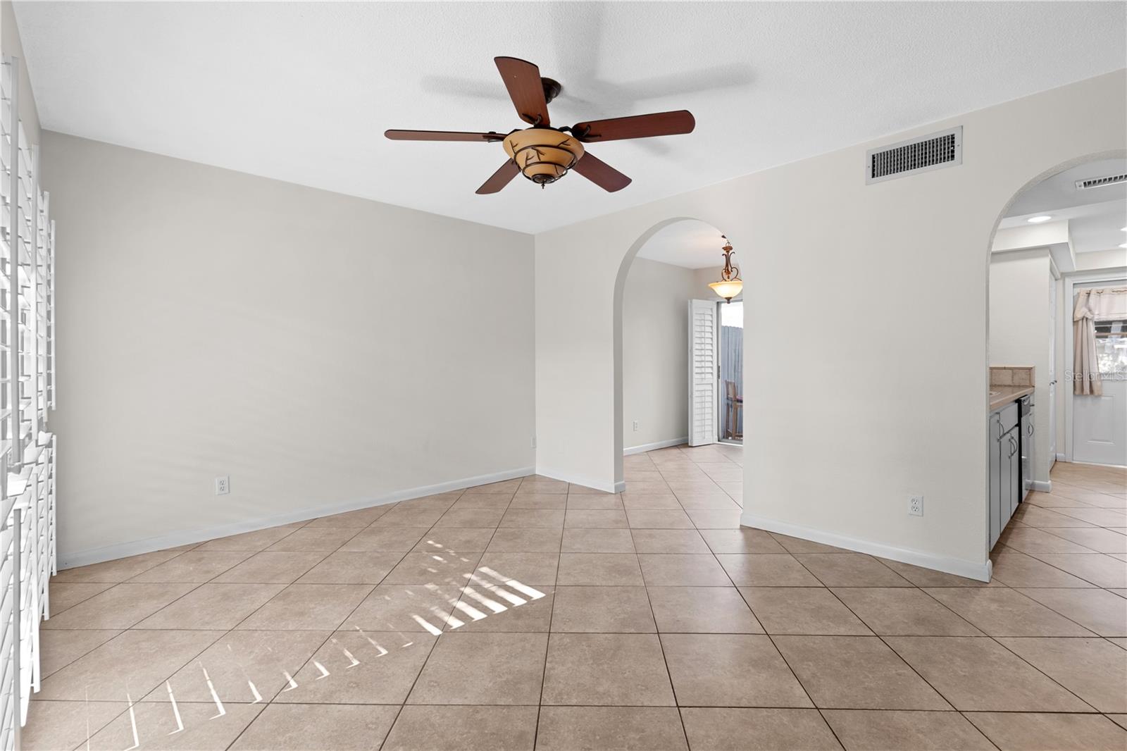 903 BUCK CT — photo 14