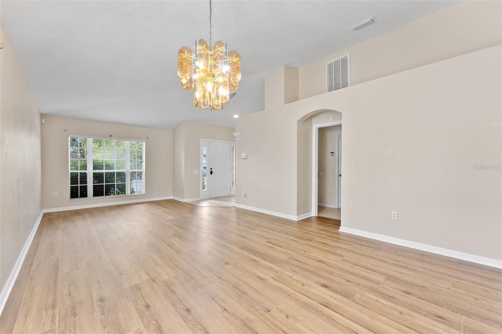 30407 STAPLETON ST — photo 4