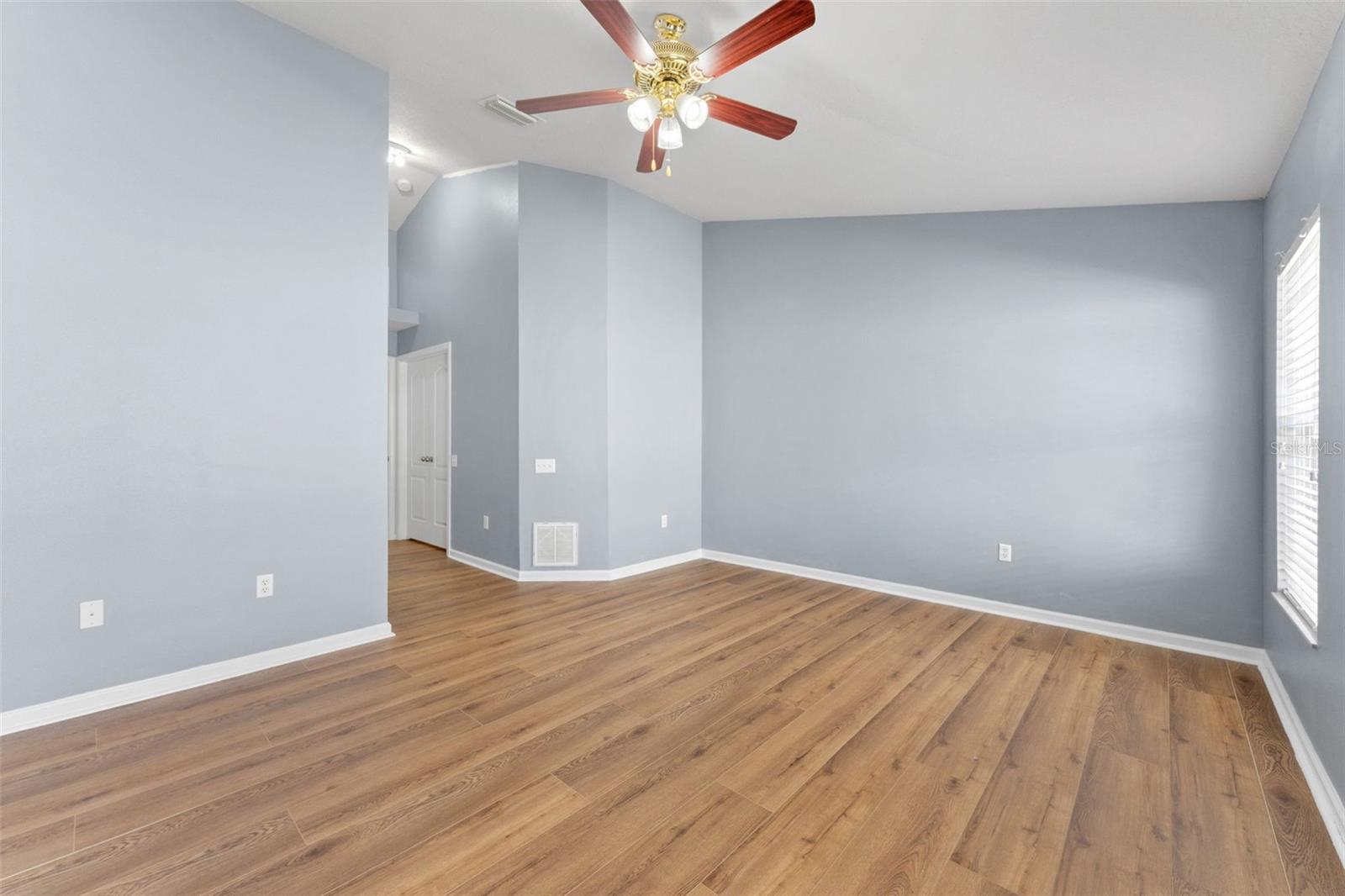 30407 STAPLETON ST — photo 19