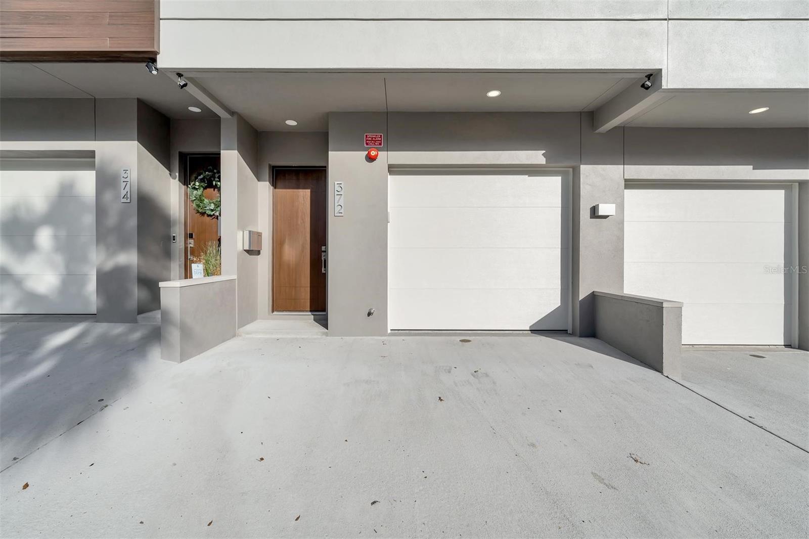 372 6TH ST S #12 — photo 47