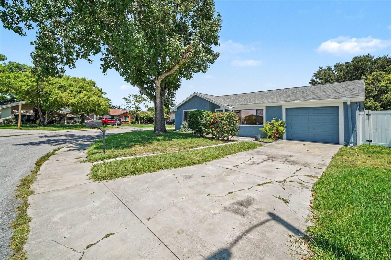 3640 LANDALE DR — photo 7