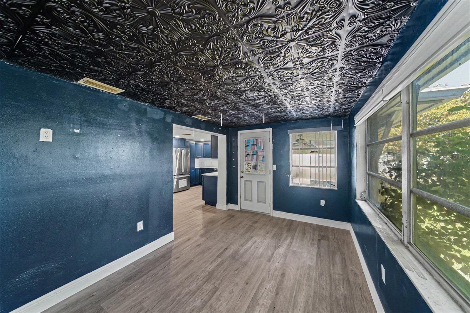 3640 LANDALE DR — photo 21