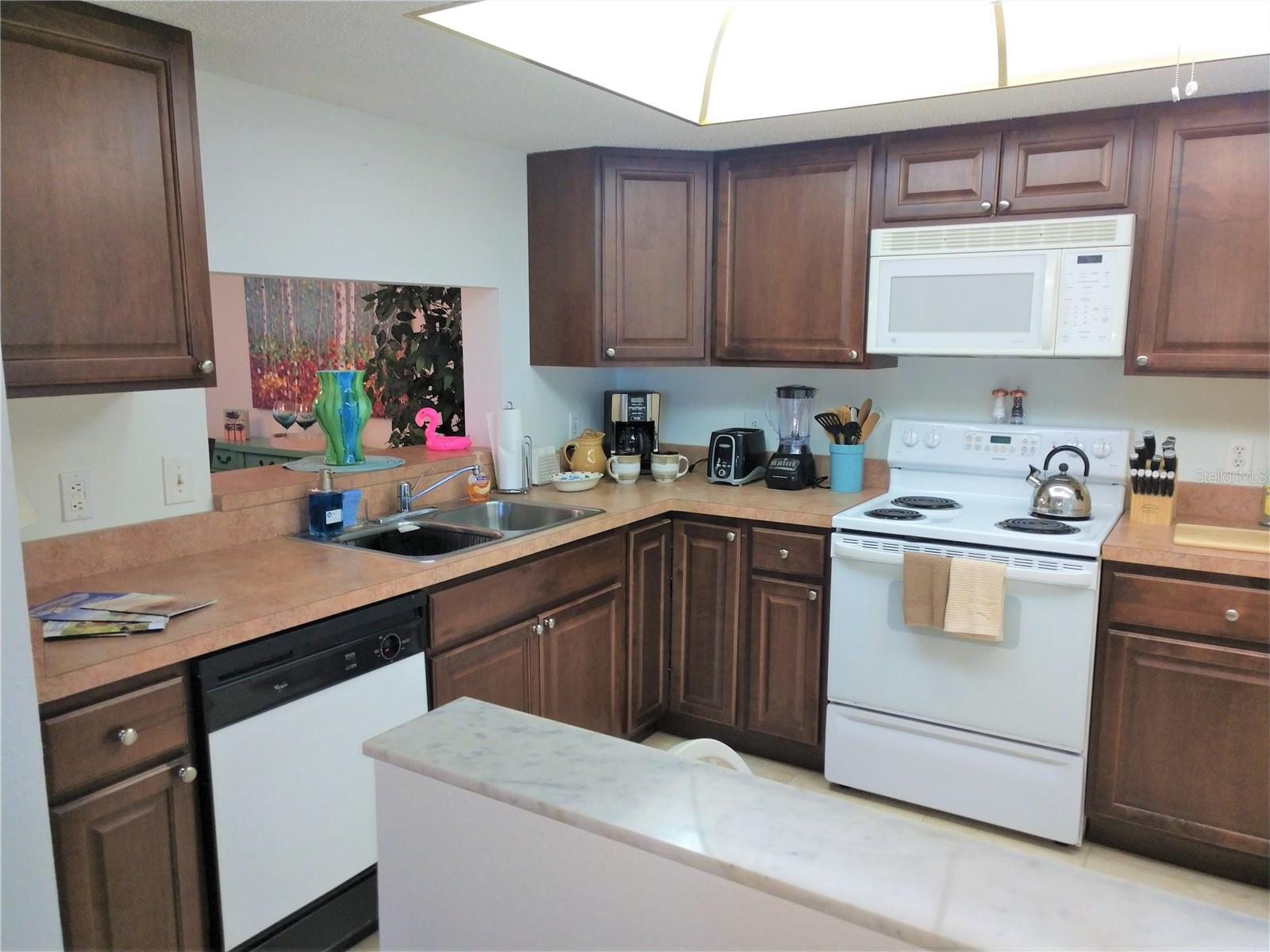 307 PINE HOLLOW CIR #307 — photo 6