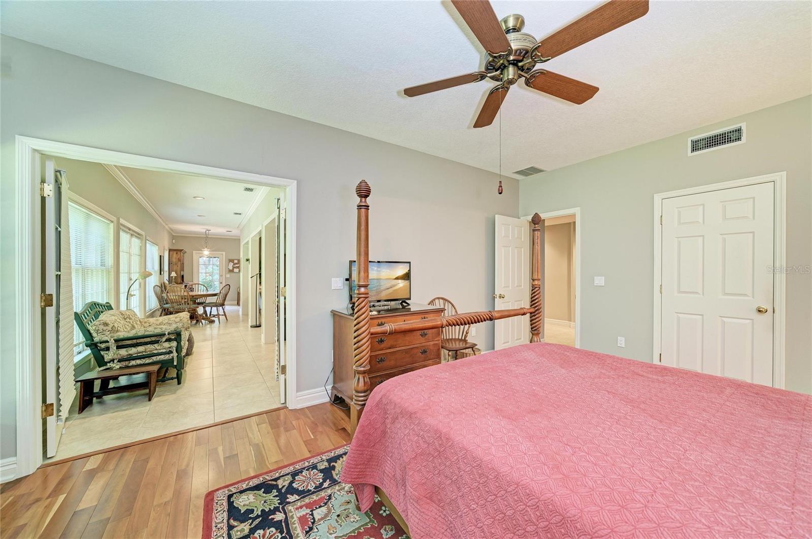 3706 AVENIDA MADERA — photo 32