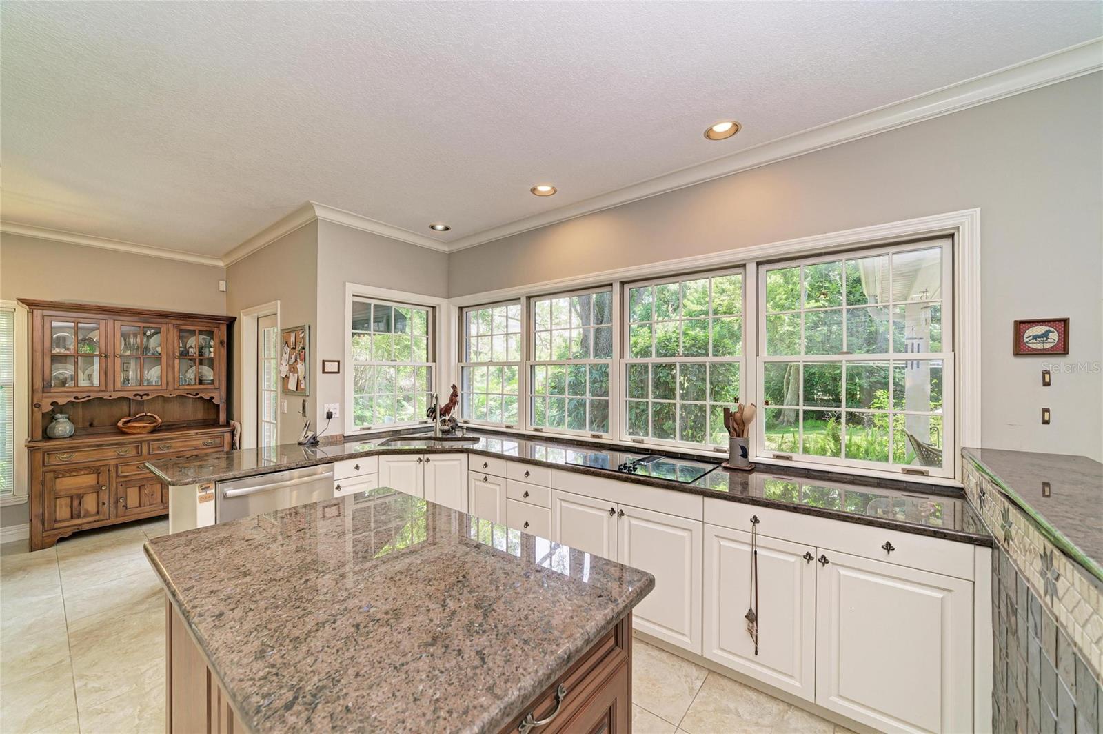 3706 AVENIDA MADERA — photo 21