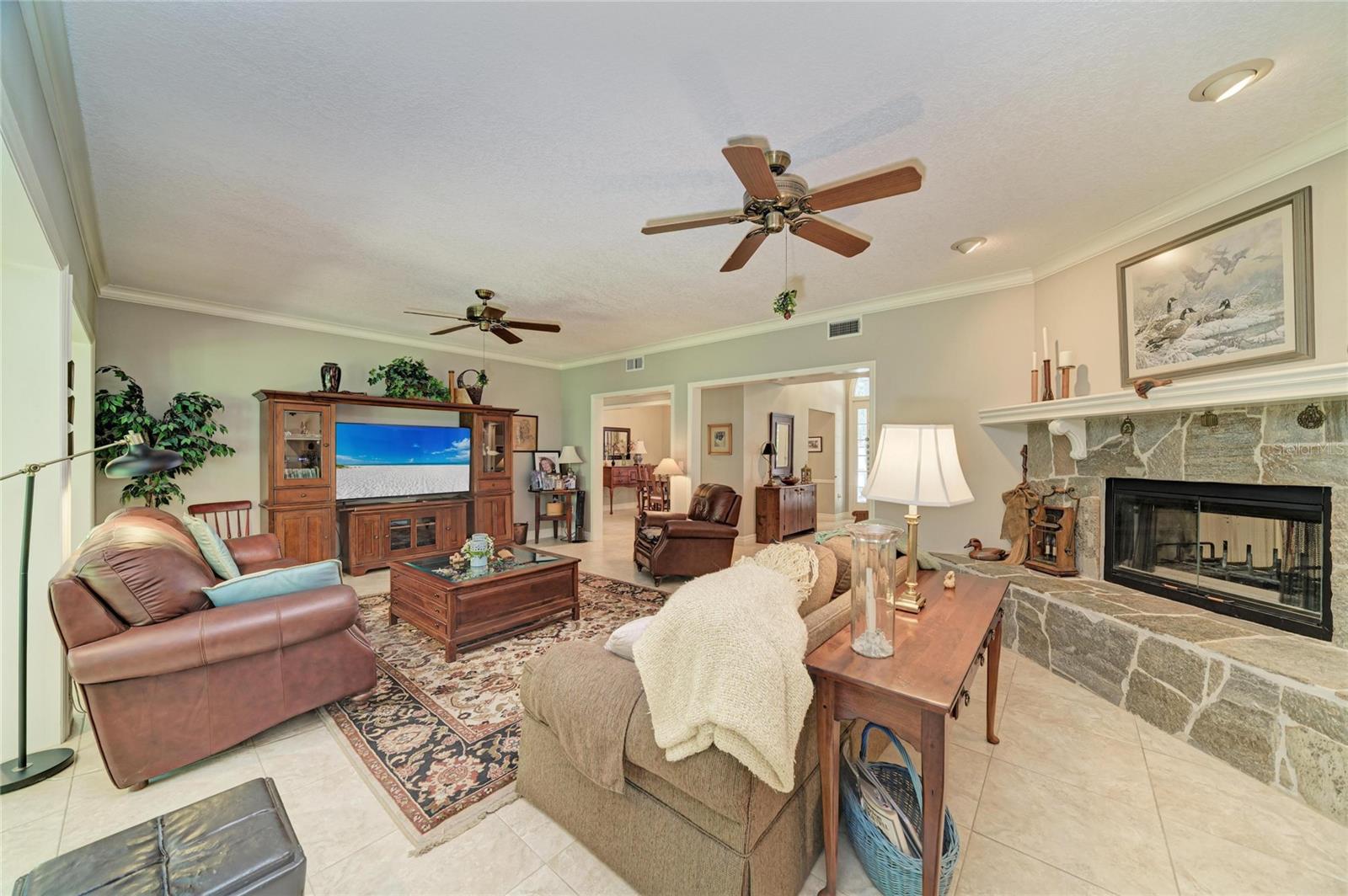 3706 AVENIDA MADERA — photo 12