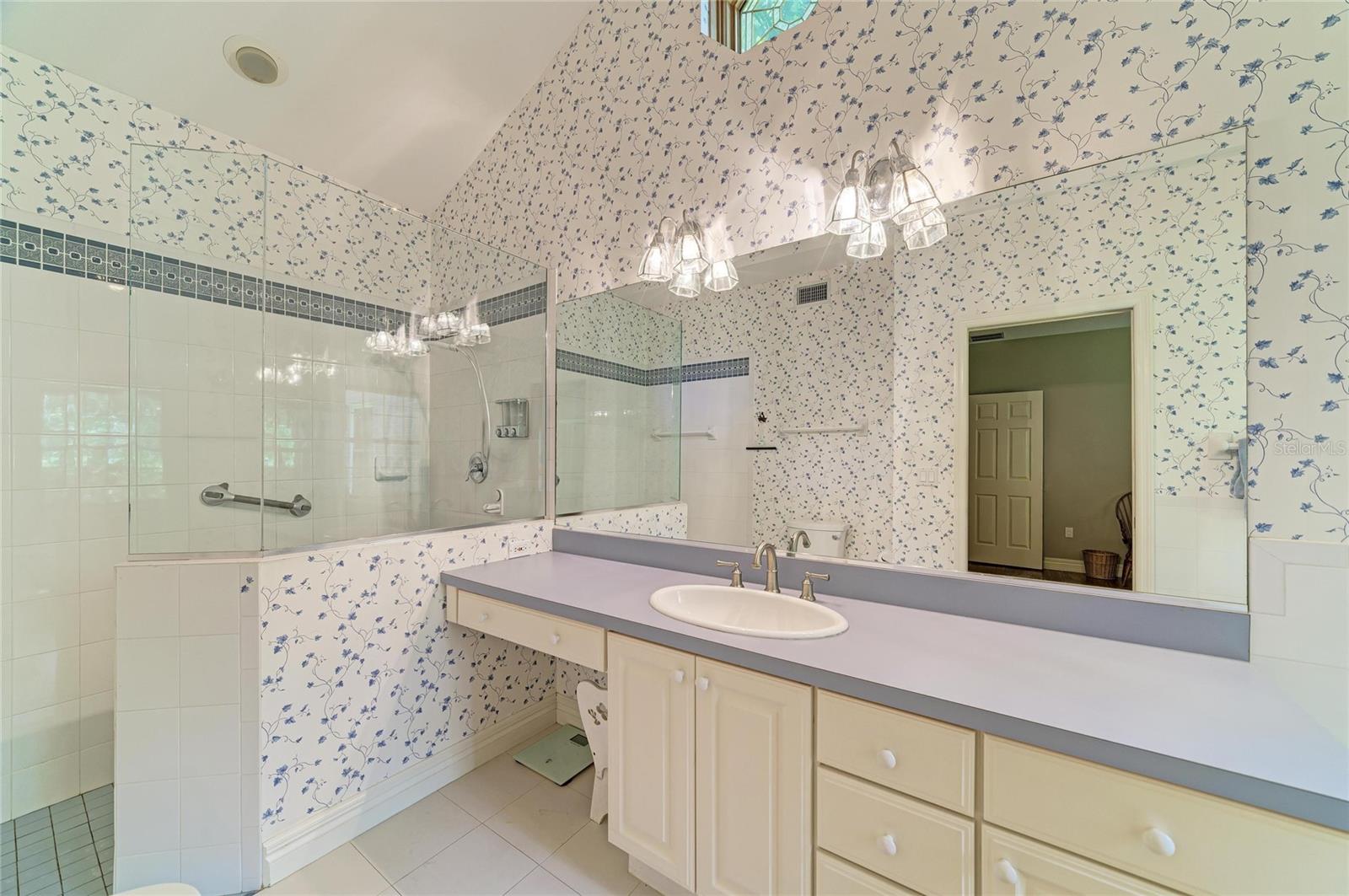 3706 AVENIDA MADERA — photo 33