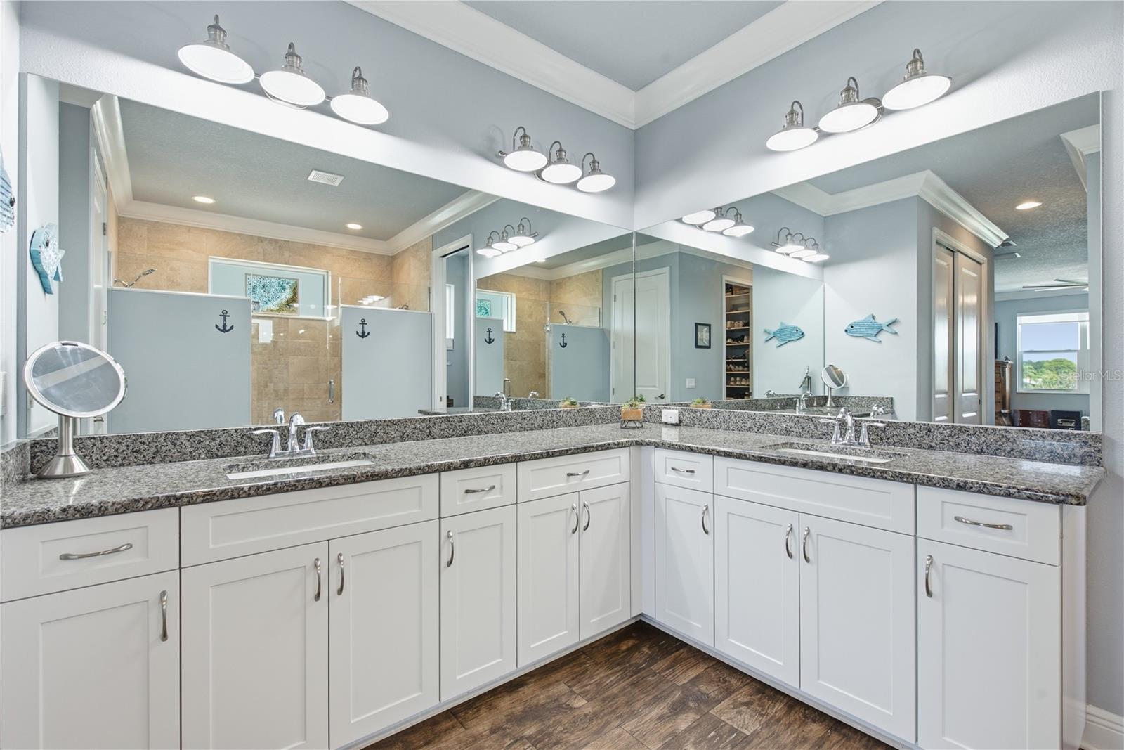 5777 ELISABETHAN LN — photo 23