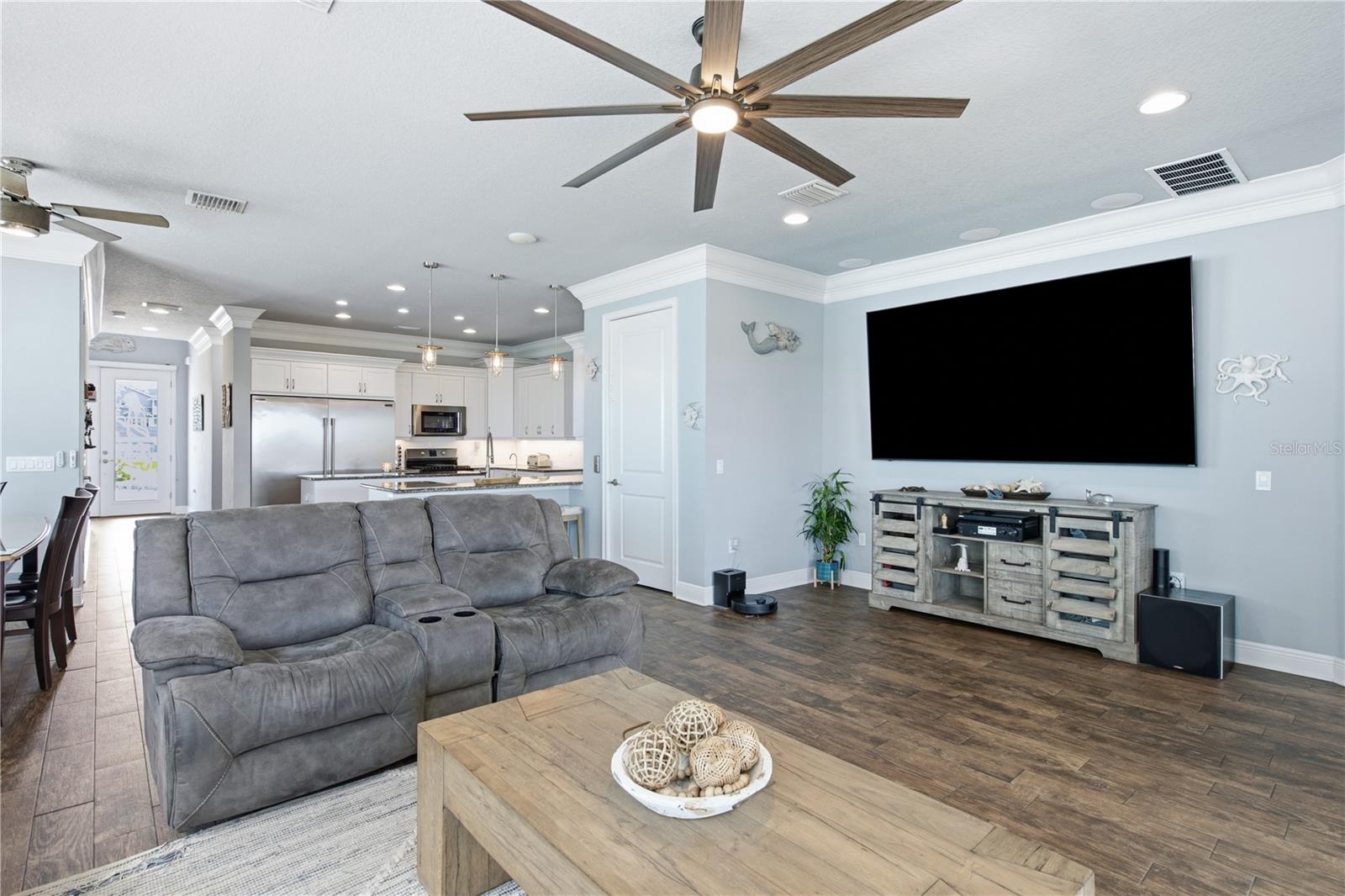 5777 ELISABETHAN LN — photo 19